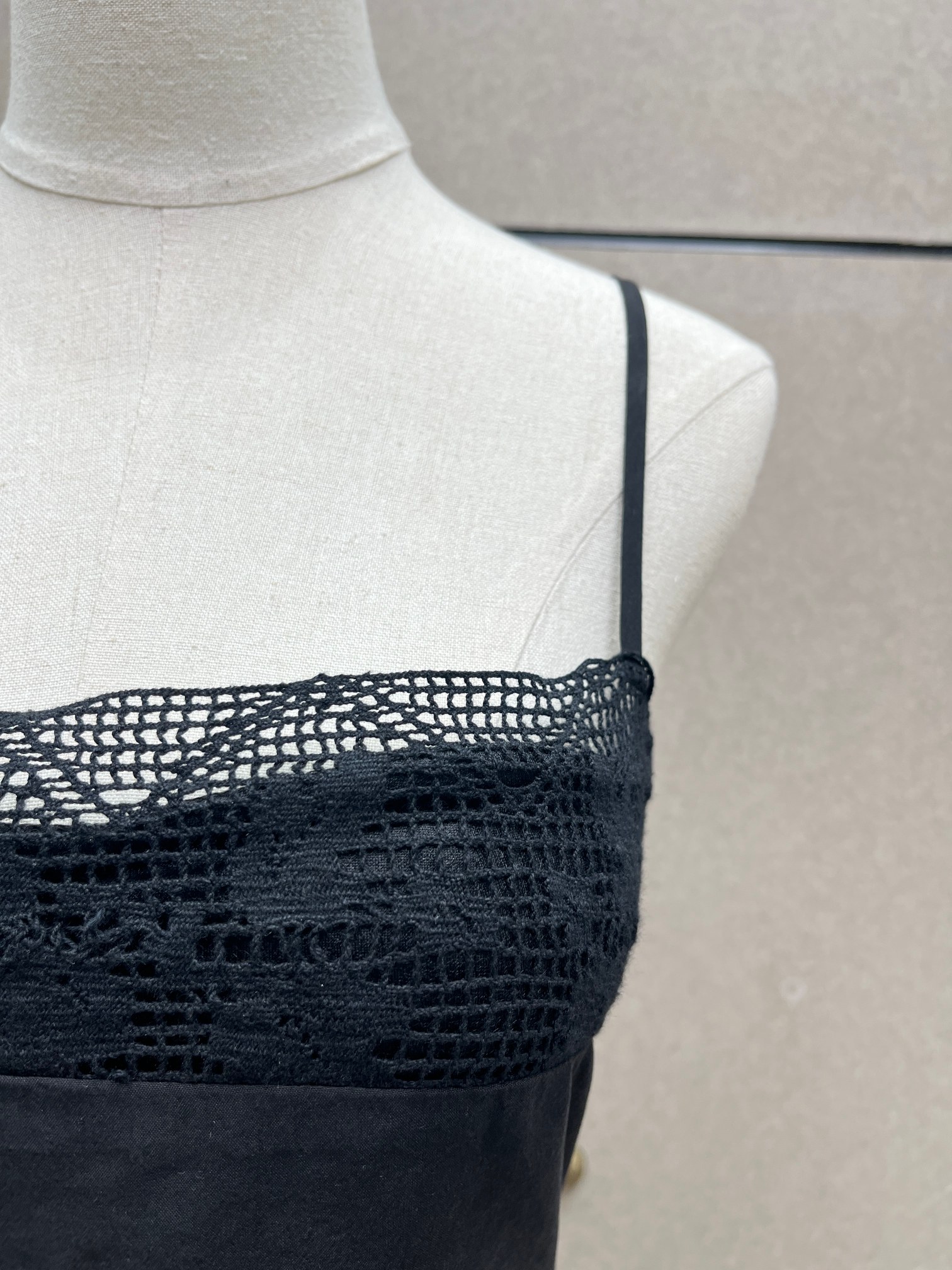 ❤️镂空花边连衣裙！两色 SML