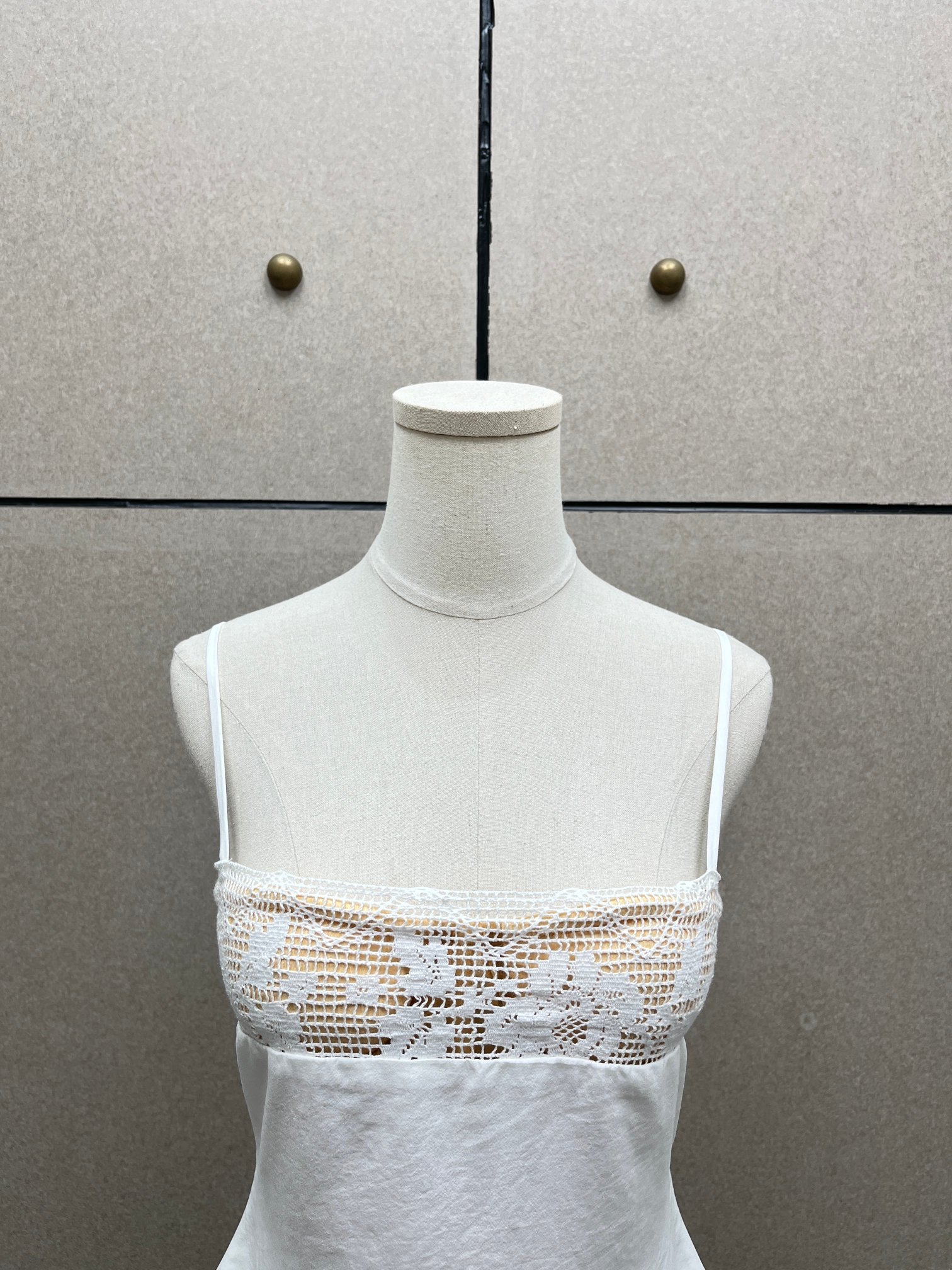 ❤️镂空花边连衣裙！两色 SML