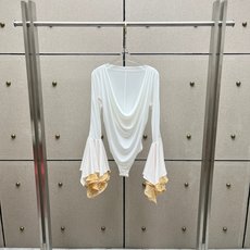 ❤️多层喇叭袖连体衣!露思同款 两色 sml 🌾 ❤️多层喇叭袖连体衣!露思同款 两色 sml 🌾