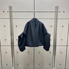 ❤️几何廓形夹克外套!加厚硬质复合面料 sml 🌾 ❤️几何廓形夹克外套!加厚硬质复合面料 sml 🌾