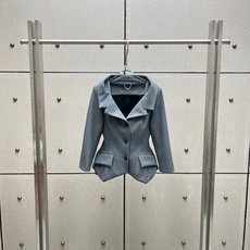 ❤️阔领收腰立体西装外套!两色 sml 🌾 ❤️阔领收腰立体西装外套!两色 sml 🌾
