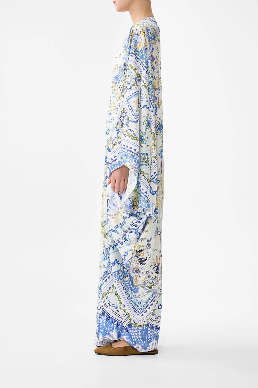 Opaline Resort Dress B689 from the Camilla inspired collection image 2