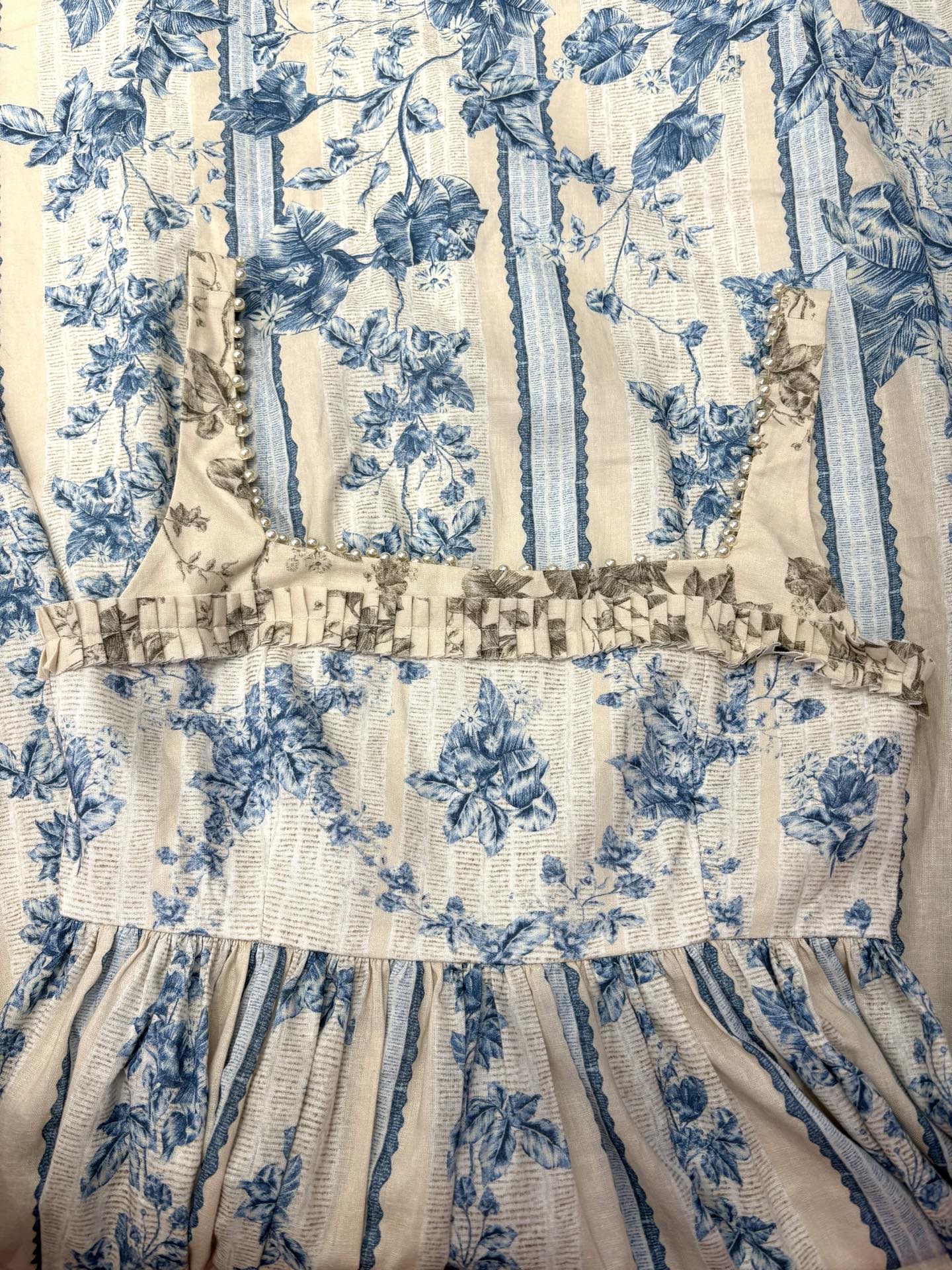 Holiday Destination Dress G003 from the Agua inspired collection image 3