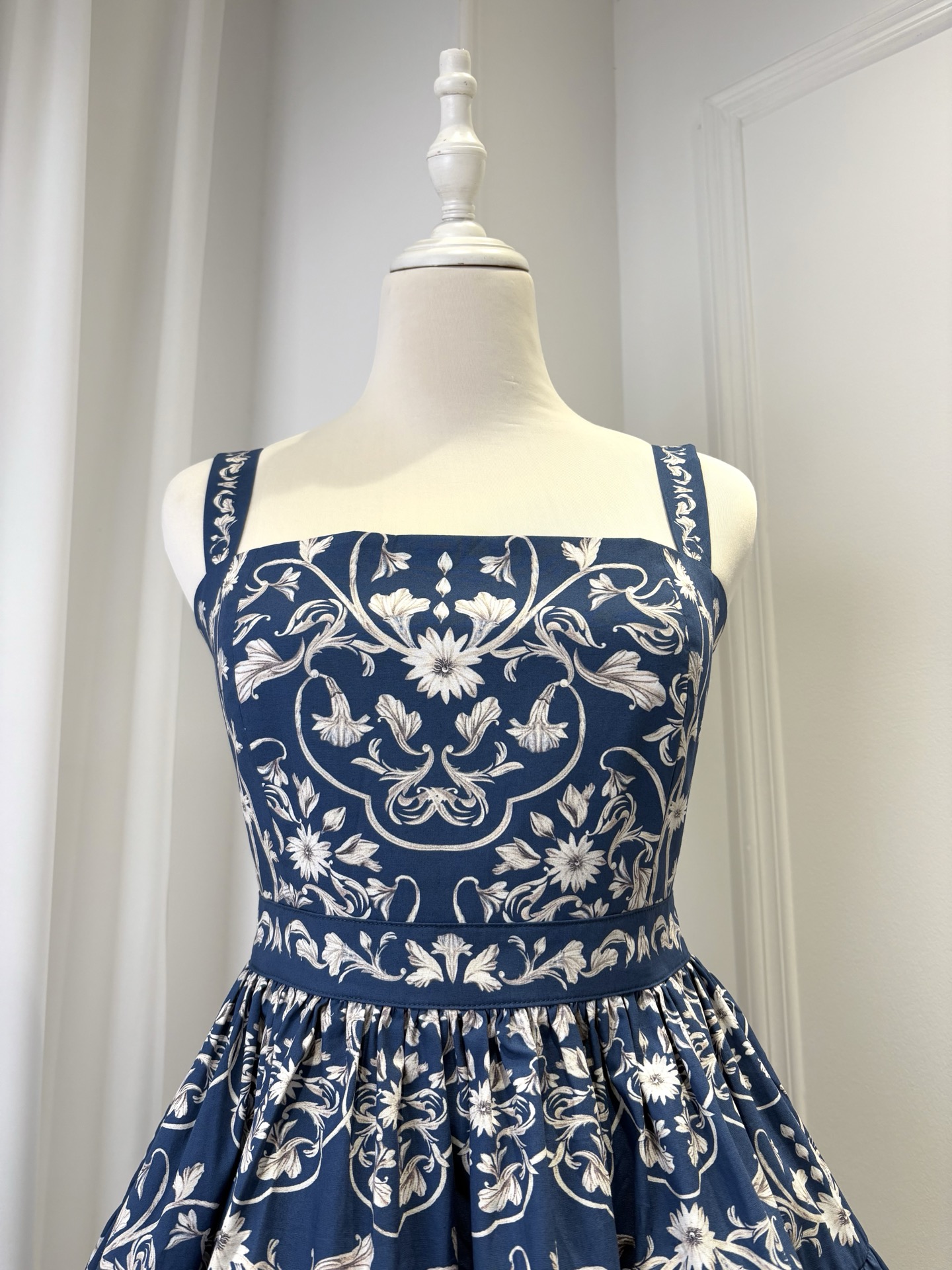 Tropical Maxi Dress G018 from the Agua inspired collection image 2