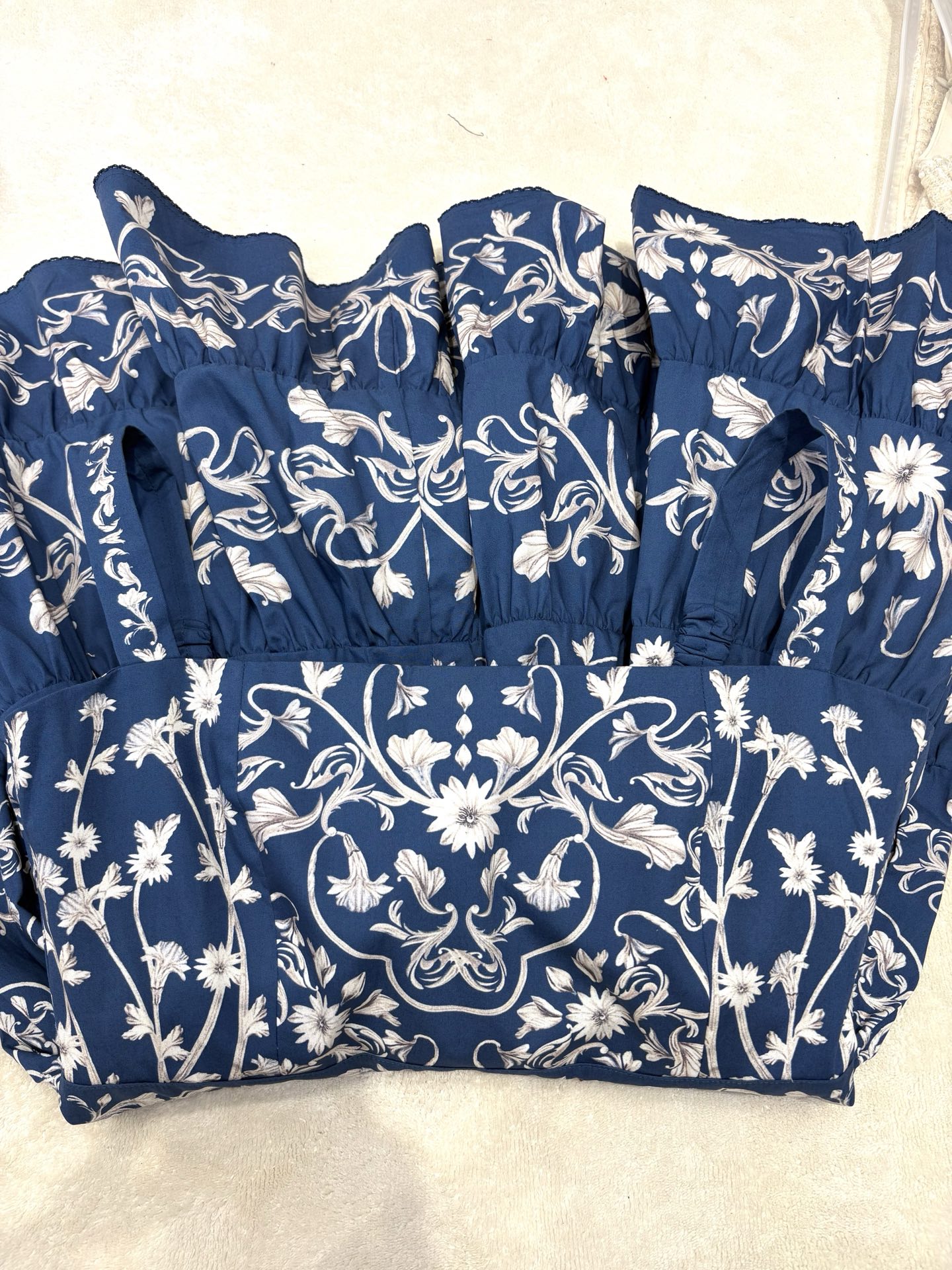 Shell Resort Dress G018 from the Agua inspired collection image 7