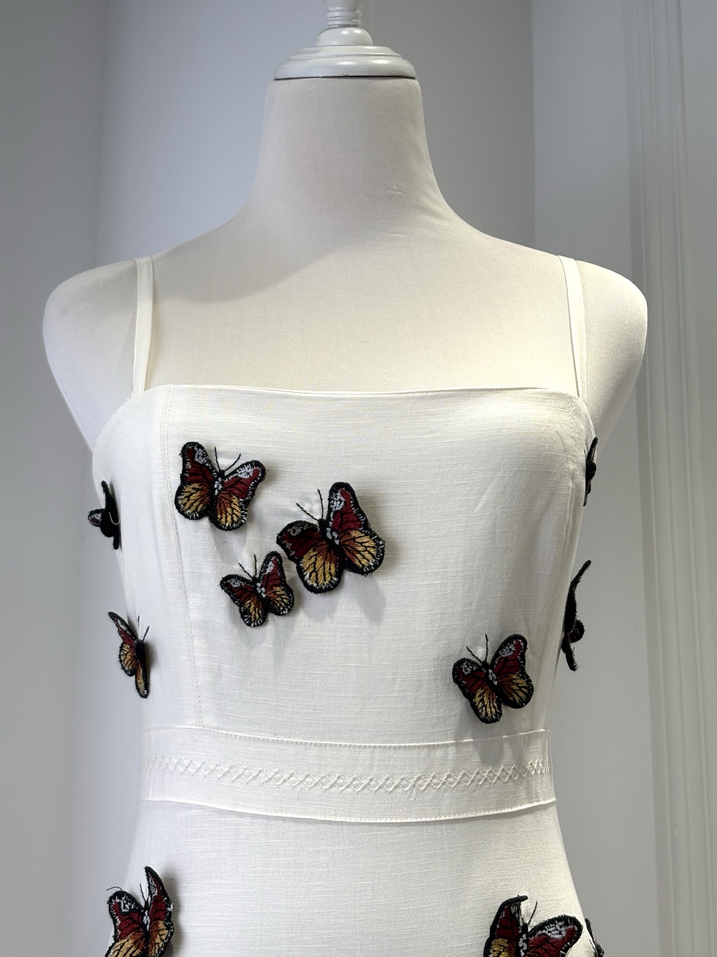 Tropical Occasion Dress G025 from the Agua inspired collection image 8