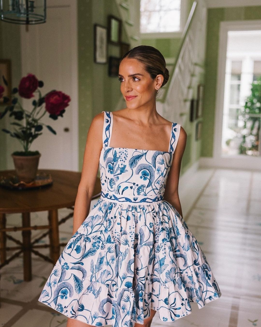 Shell Vacation Dress G019 from the Agua inspired collection image 2