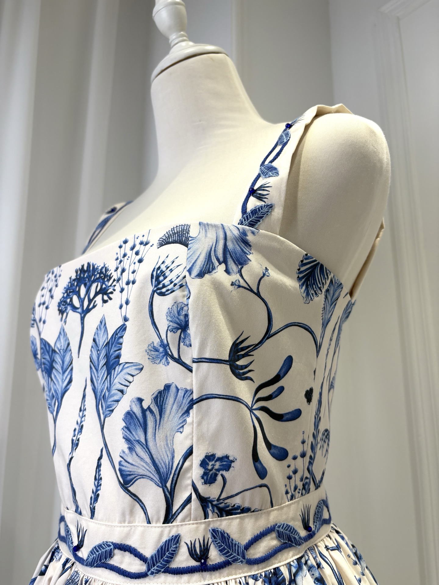 Marea Occasion Dress G019 from the Agua inspired collection image 5