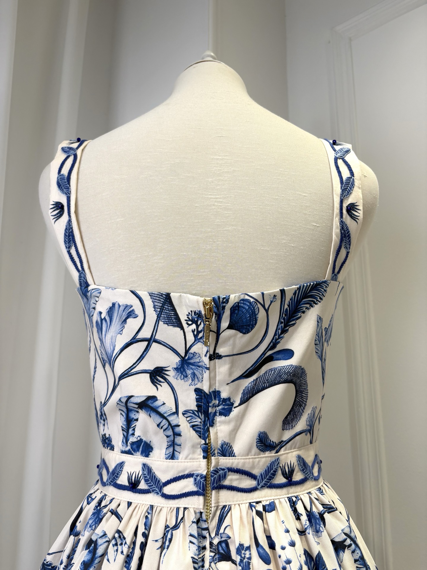 Sunlit Holiday Dress G019 from the Agua inspired collection image 7