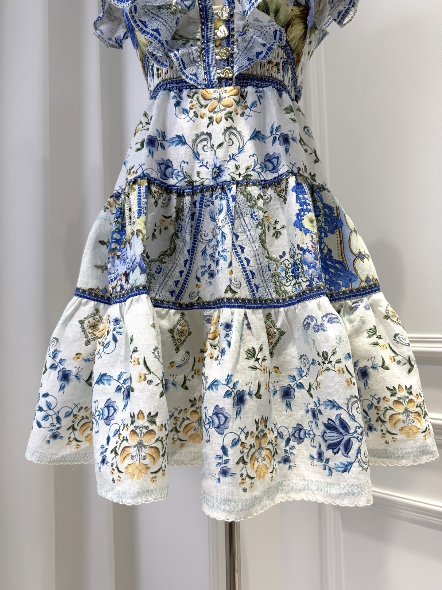 Nocturne Silk-Touch Dress B687 from the Camilla inspired collection image 7