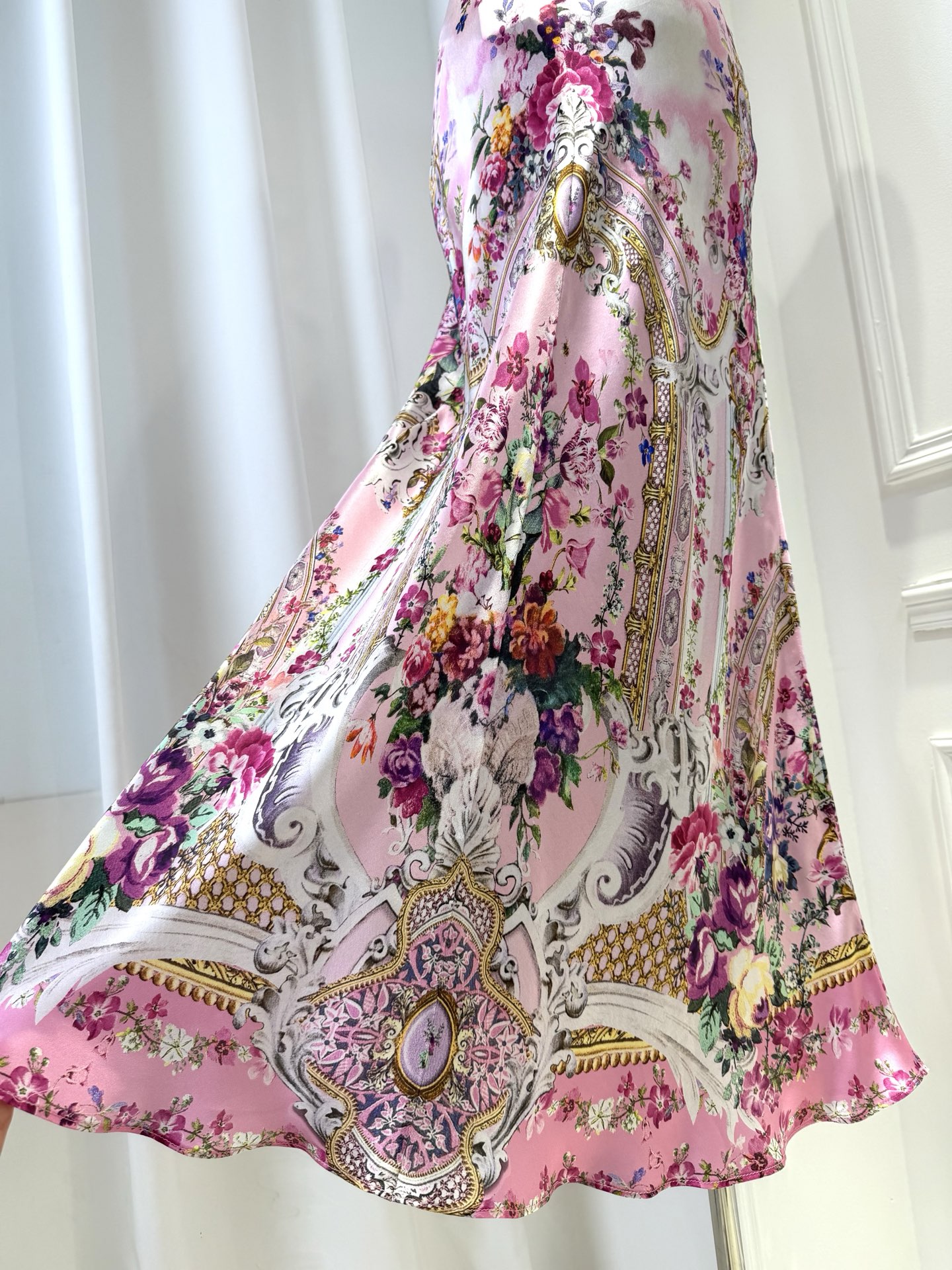 Azure Printed Dress B684 from the Camilla inspired collection image 7