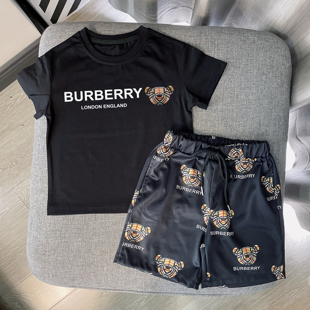 🌐 Burberry ♻️ Conjunto de camisetas (90-150) ♻️ Camiseta ♻️ Pantalones cortos 🎗 ¡Etiqueta original! ¡Embalaje origina…