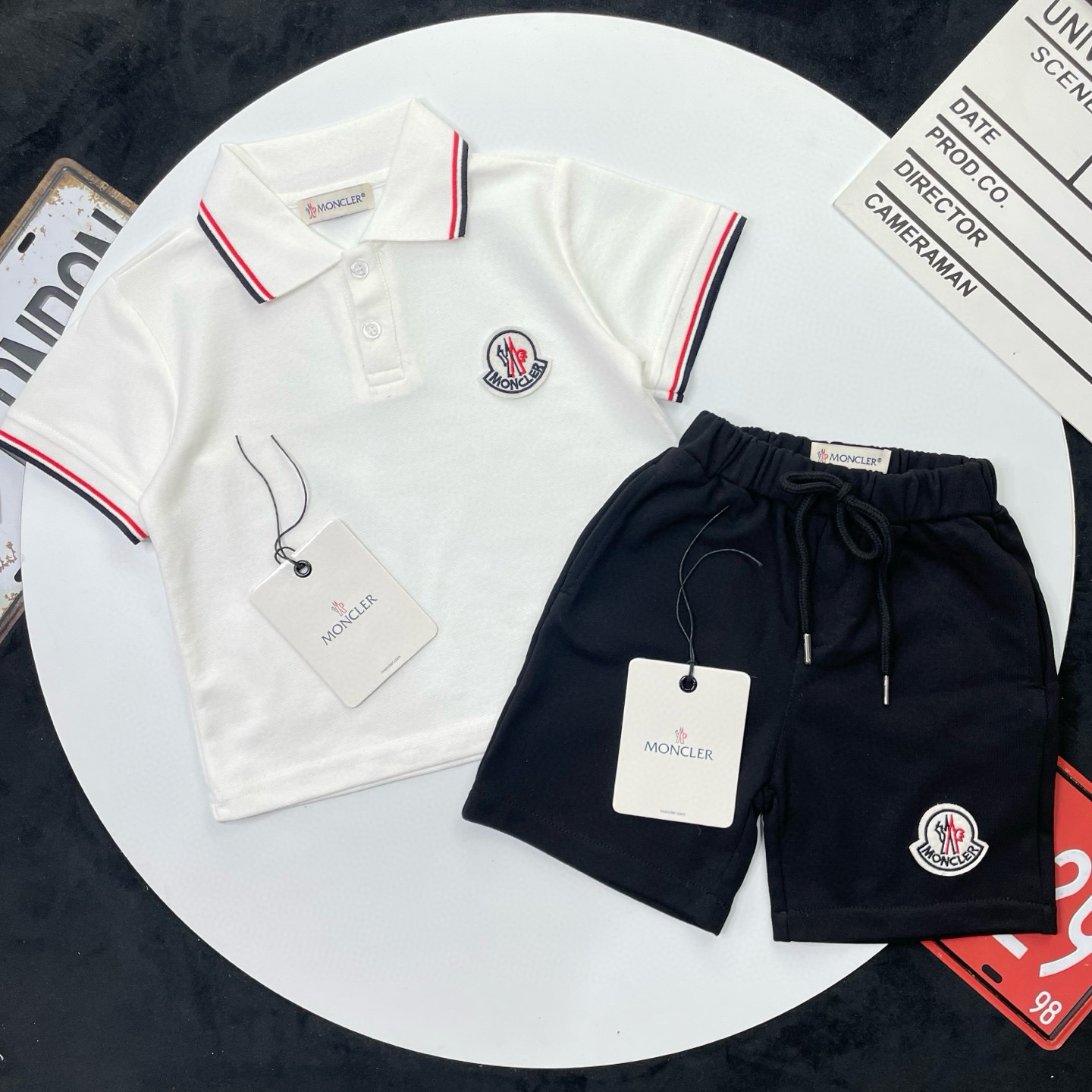 🌐Moncler ♻️ Conjunto (90-160) ♻️Manga corta ♻️Pantalones cortos 🎗¡Etiqueta original! ¡Embalaje original! ¡Marca origi…