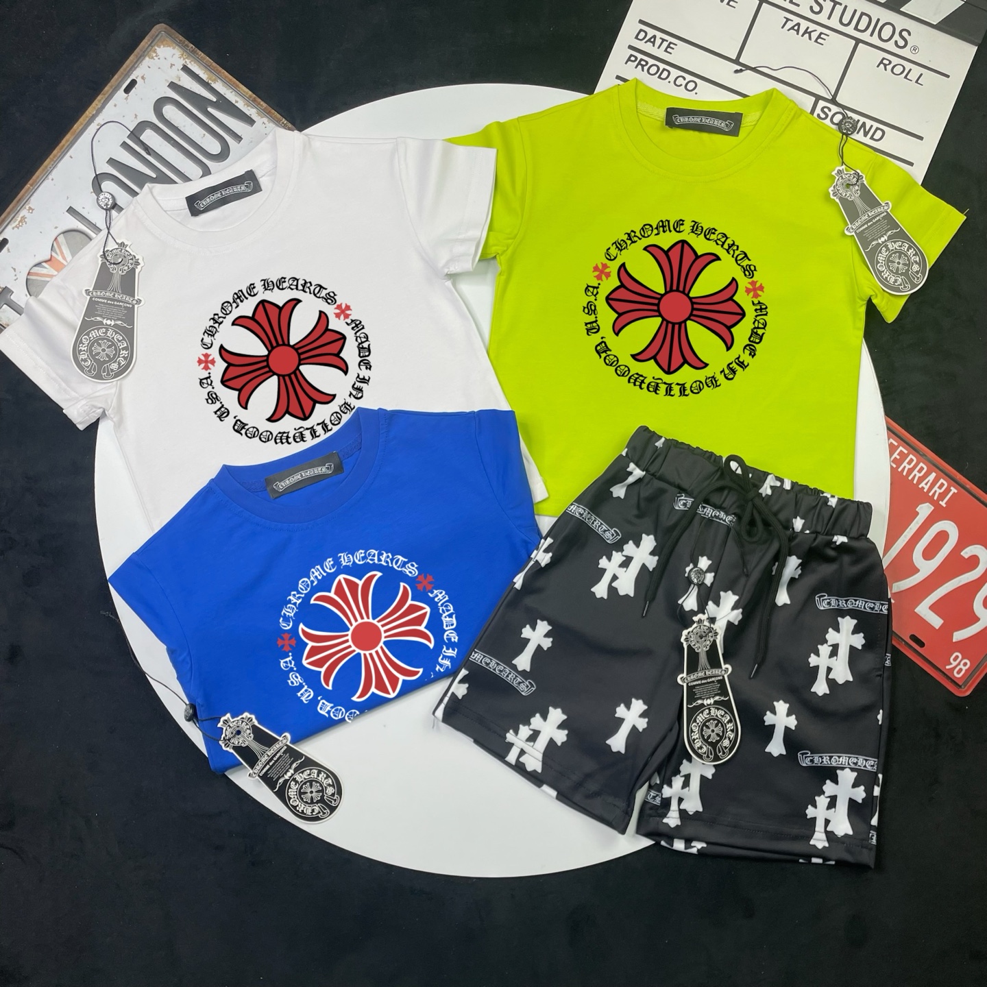 🌐 Chrome Hearts ♻️ Conjunto (90-150) ♻️Camiseta ♻️Pantalones cortos 🎗¡Etiqueta original! ¡Embalaje original! ¡Marca o…