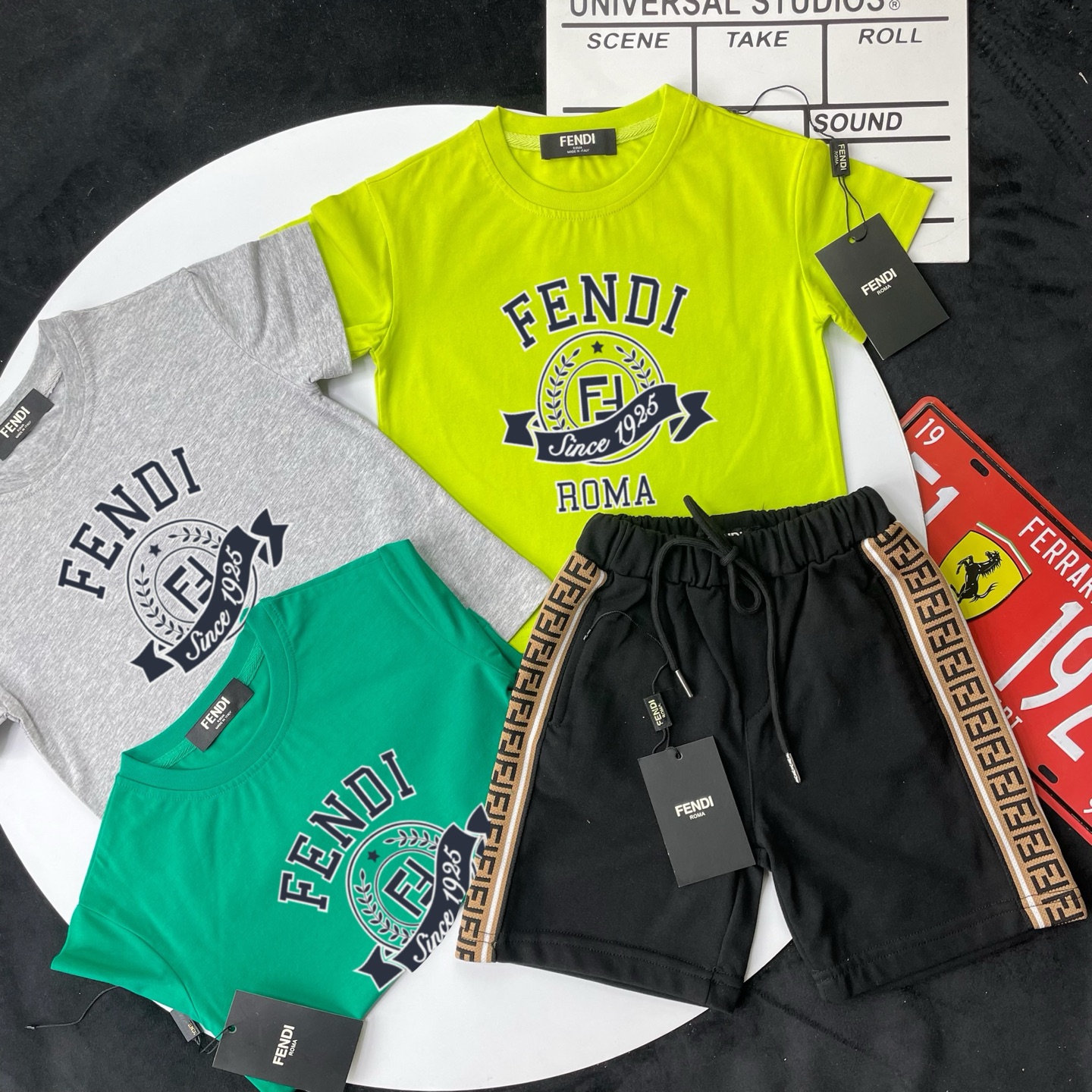 🌐 Fendi ♻Conjunto (90-150) ♻Camiseta ♻️Pantalones cortos 🎗¡Etiqueta original! ¡Bolso original! ¡Marca original!🌐 Se …