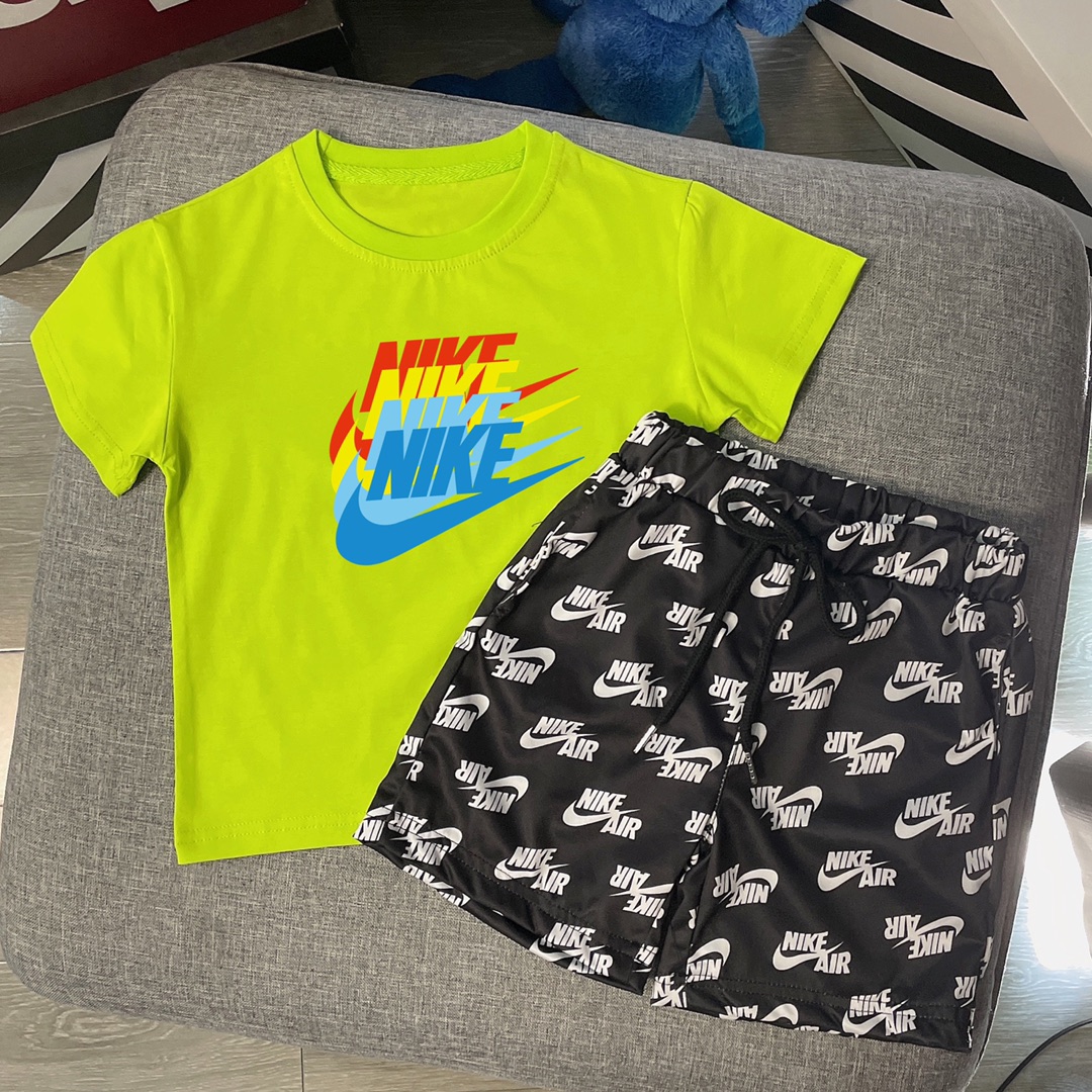 🌐 Nike ♻️ Conjunto de camiseta (90-150) ♻️Camiseta ♻️Pantalones cortos 🎗¡Etiqueta original! ¡Embalaje original! ¡Marc…