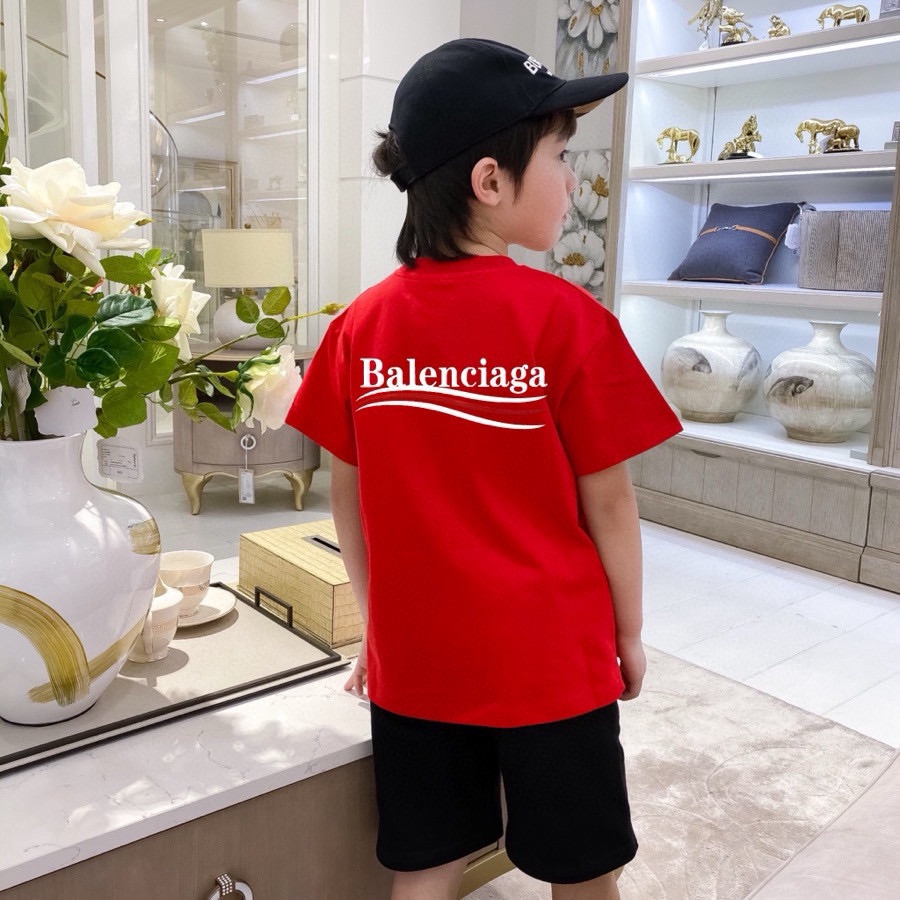 🌐Balenciaga ♻️ Traje (90-150) ♻️Camiseta ♻️Shorts 🎗Etiqueta original! ¡Paquete original! Marca original! 🌐 Se puede …
