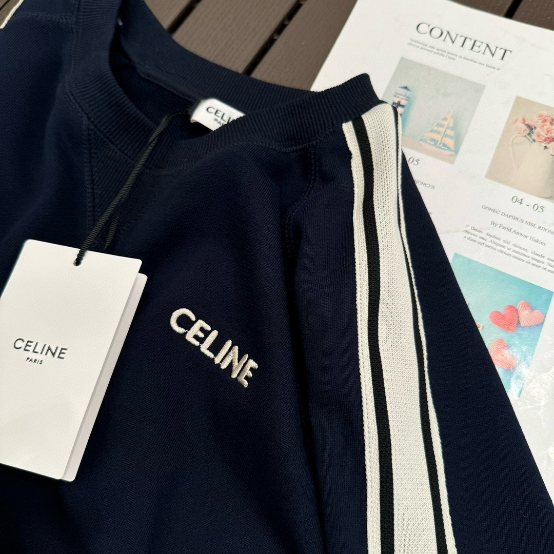 Celin*24秋冬新款logo徽标刺绣织带饰边圆领卫衣高版高版！Ce每年都会出的运动风单品经典元素复古