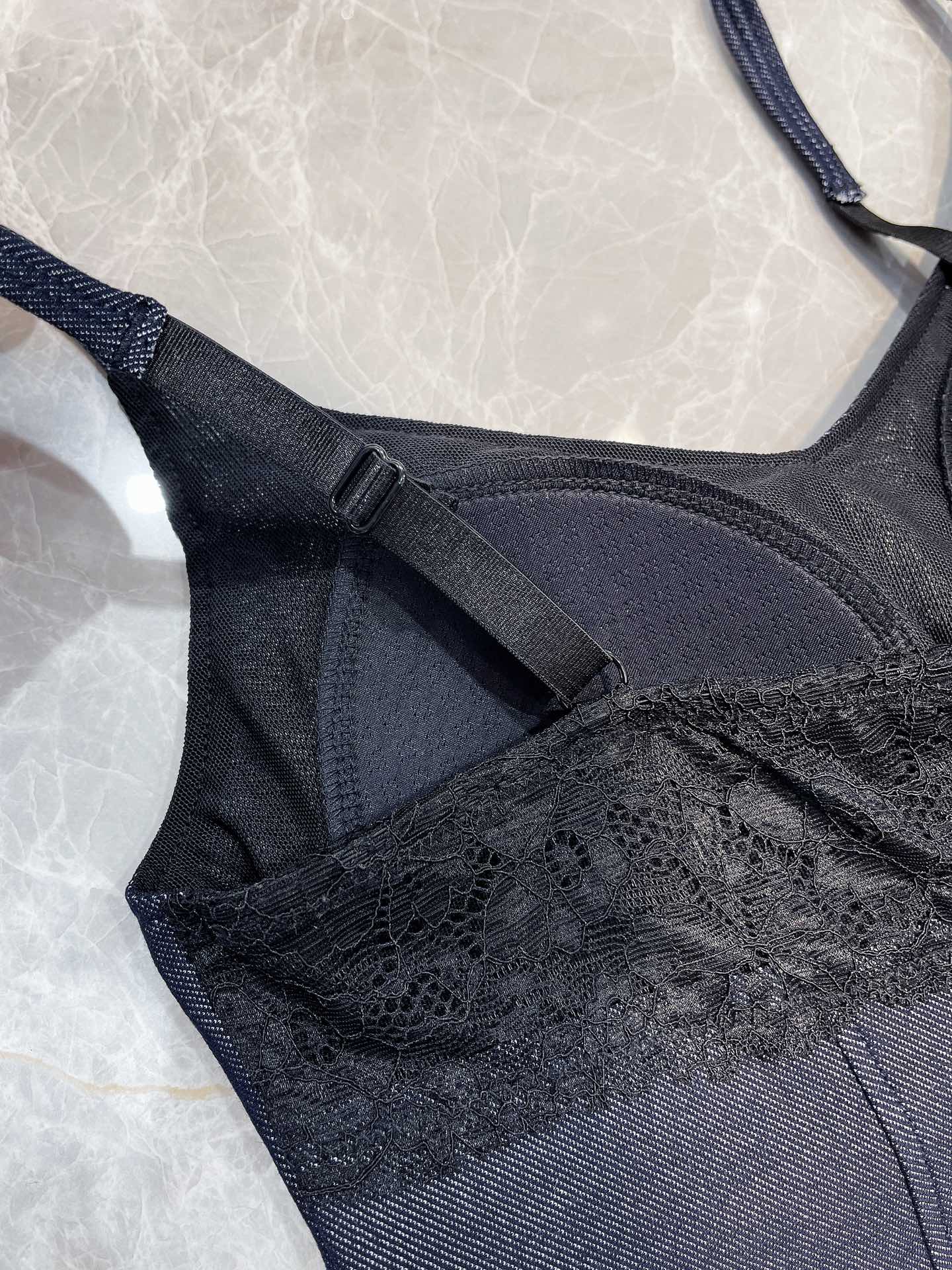 Exclusive Explosive Belt Female Suit with Professional Bra Structure in Blue – Limited Sale - 图片 5