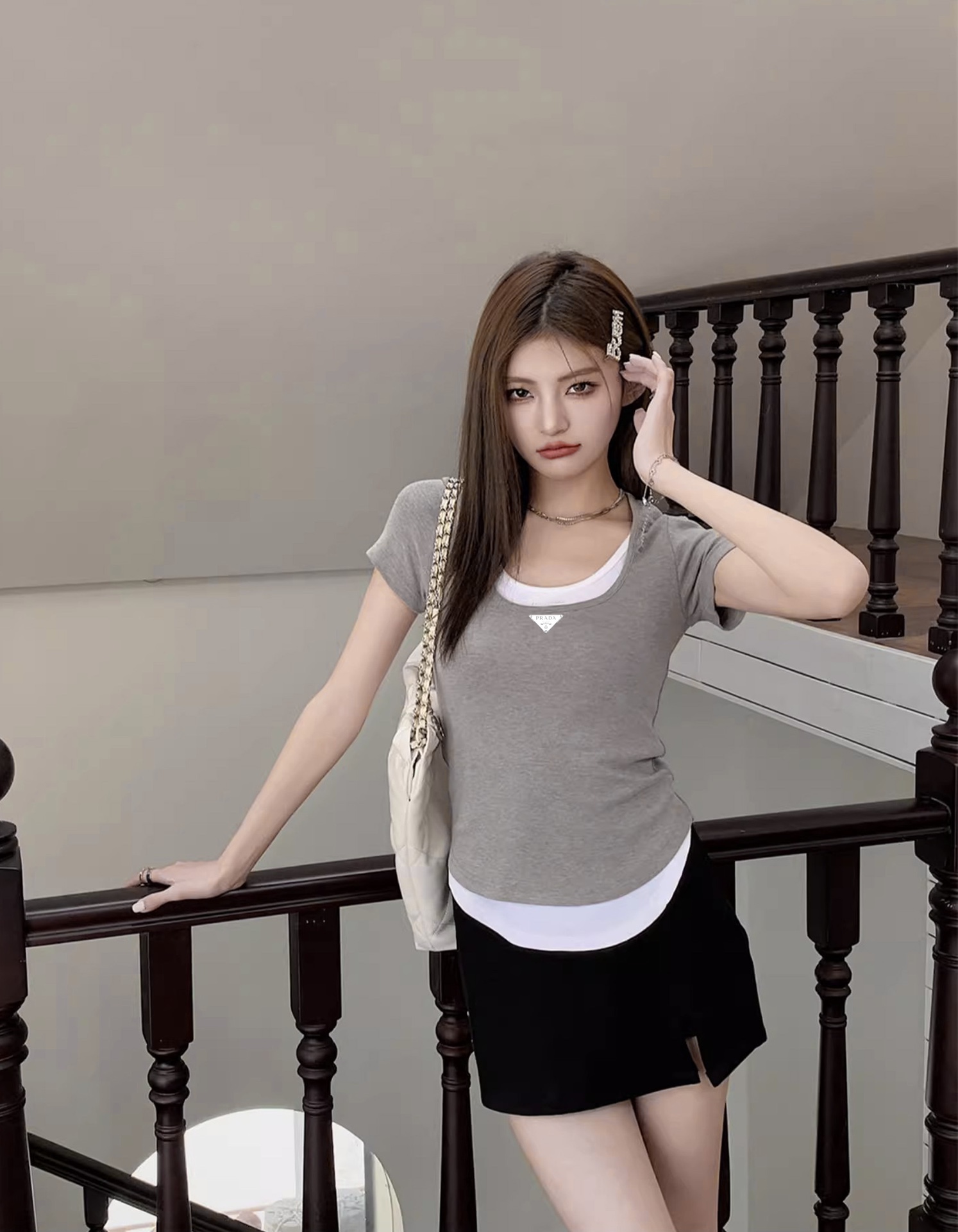 Prada Vêtements T-Shirt Noir Gris clair épissure Coton Fashion T811170