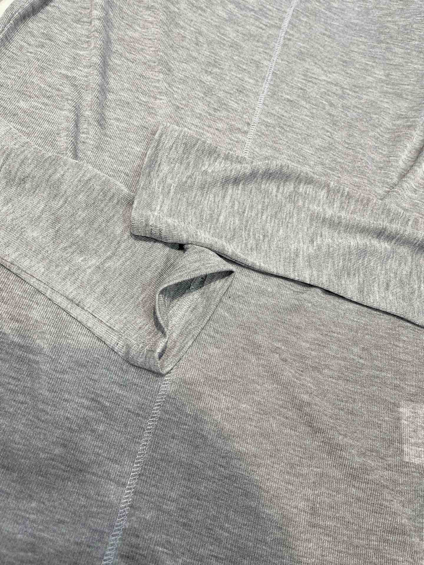 “25AW Women’s Silk Wool Suit with Exclusive Design Vests for Unique Style and Comfort” - 图片 5