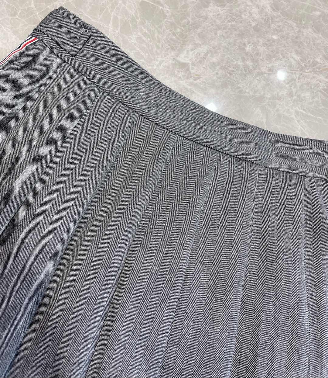 High-Quality Monochrome Women’s Suit by THOM BROWN: Exclusive, Tailored, Premium Materials - 图片 3