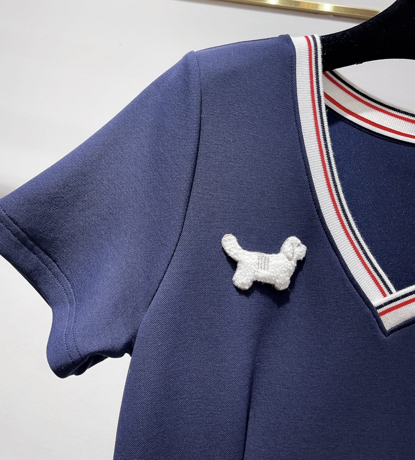 New Release: THOM BROWN School Teddy’s V-Collar Dress in Hide Blue - 图片 4