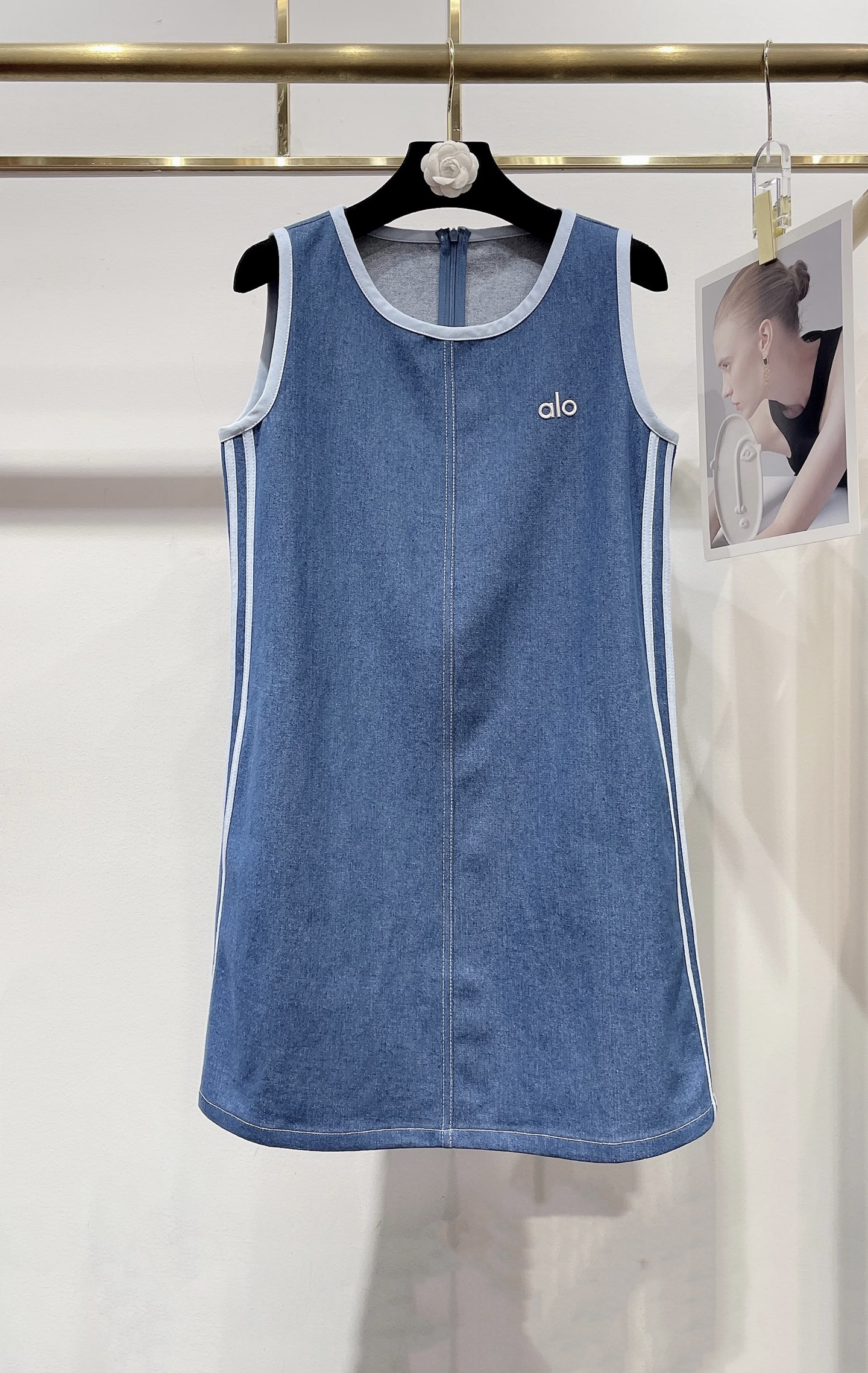 Exclusive Spring and Summer Women’s Suit with Hip-Hop Cowboy Vest Dress - 图片 1