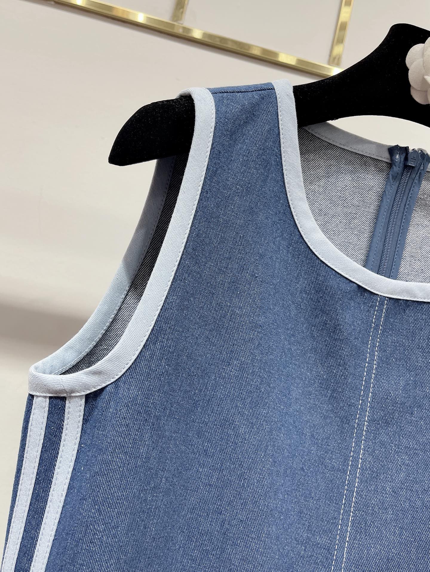 Exclusive Spring and Summer Women’s Suit with Hip-Hop Cowboy Vest Dress - 图片 5