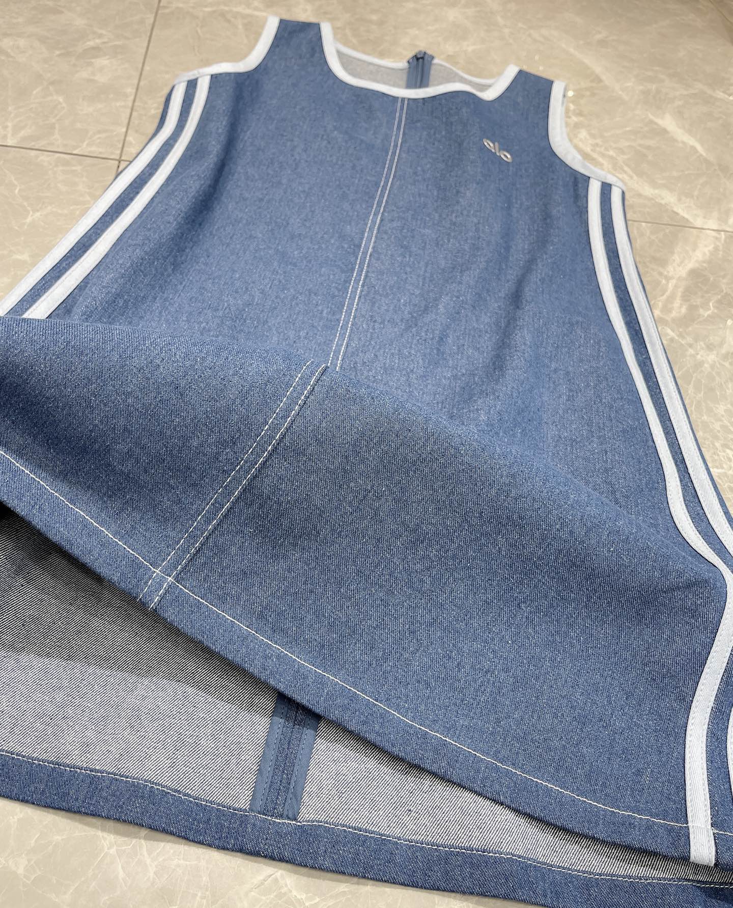 Exclusive Spring and Summer Women’s Suit with Hip-Hop Cowboy Vest Dress - 图片 8