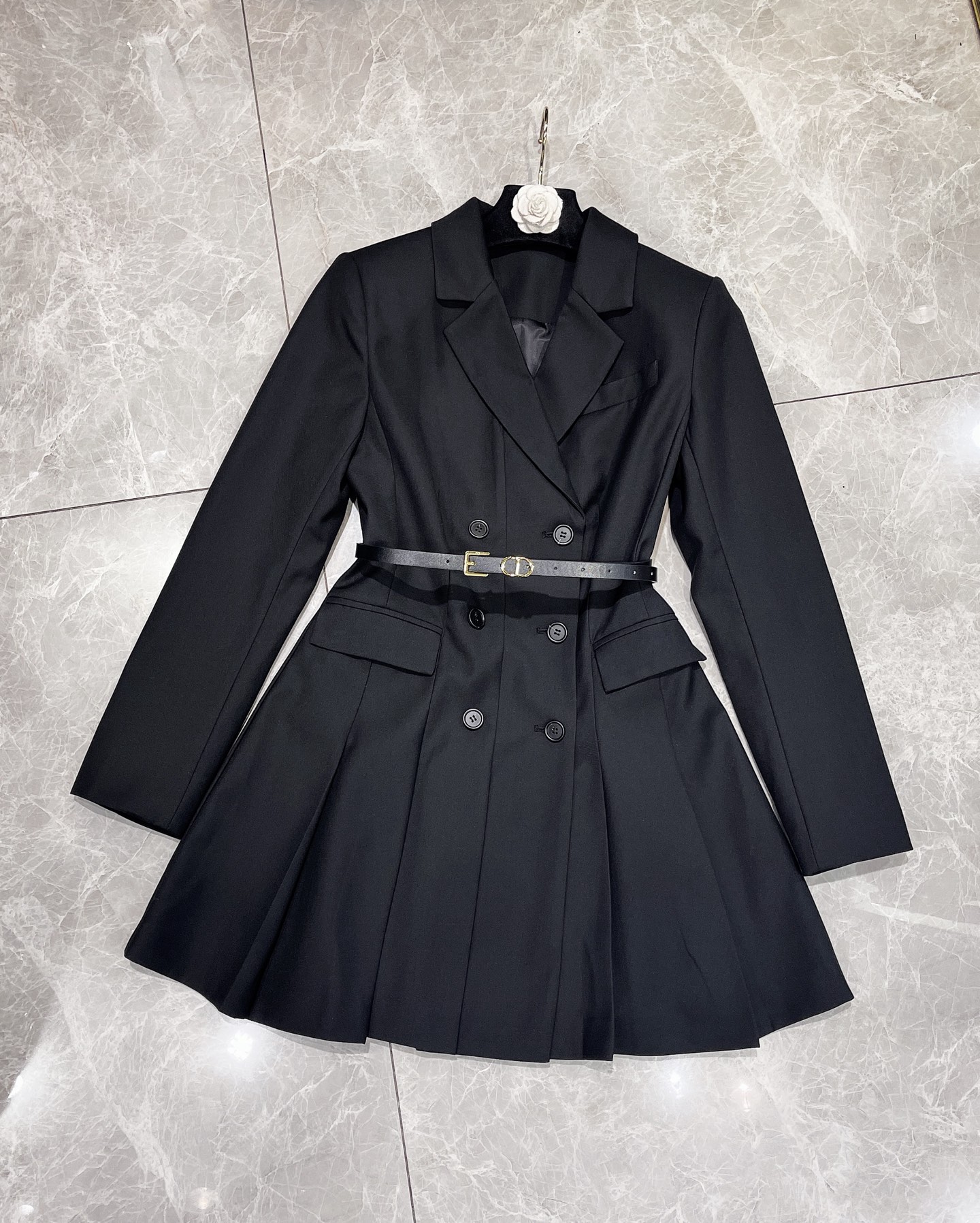 Elegant Double-Breasted Belted Blazer Dress - Chic & Versatile Style 2 i1755590137134 408 0 0