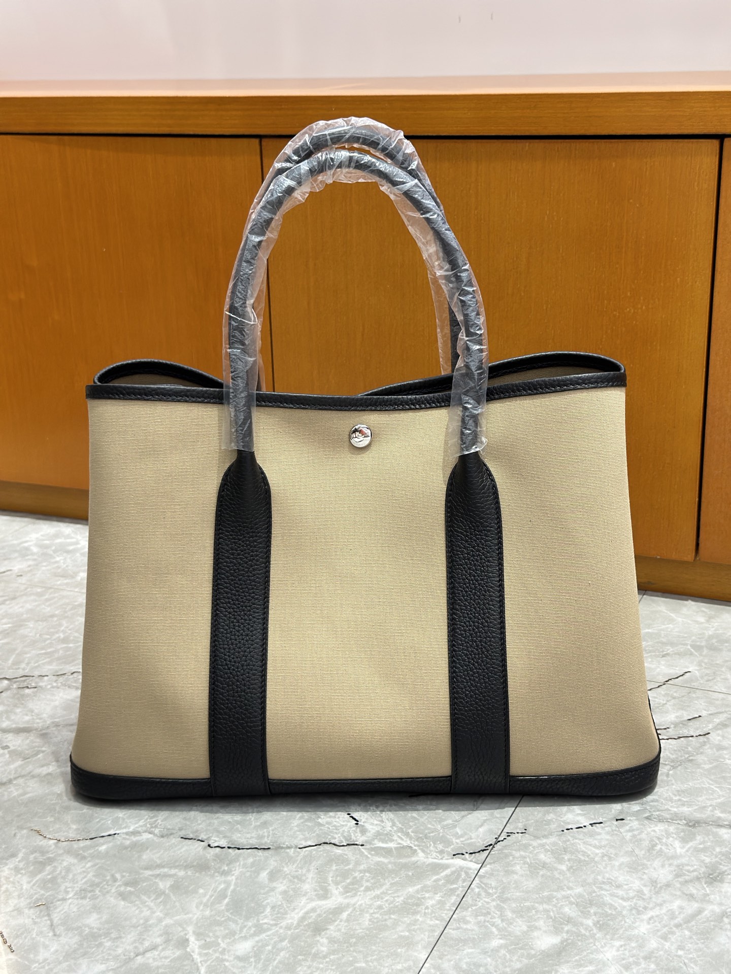 NO:741181,30, 36cm garden bag single layer canvas, real stock, black/windbreaker gray canvas, suitable for commuting and going out on the street!  !  Full of luxury, Hermes, hermes, Hermes,1986090930、36cm 花园包单层帆布 现货实拍 黑/风衣灰帆布 通勤 出街都很适配！！满满高级感,爱马仕,hermes,Hermes,,Bag