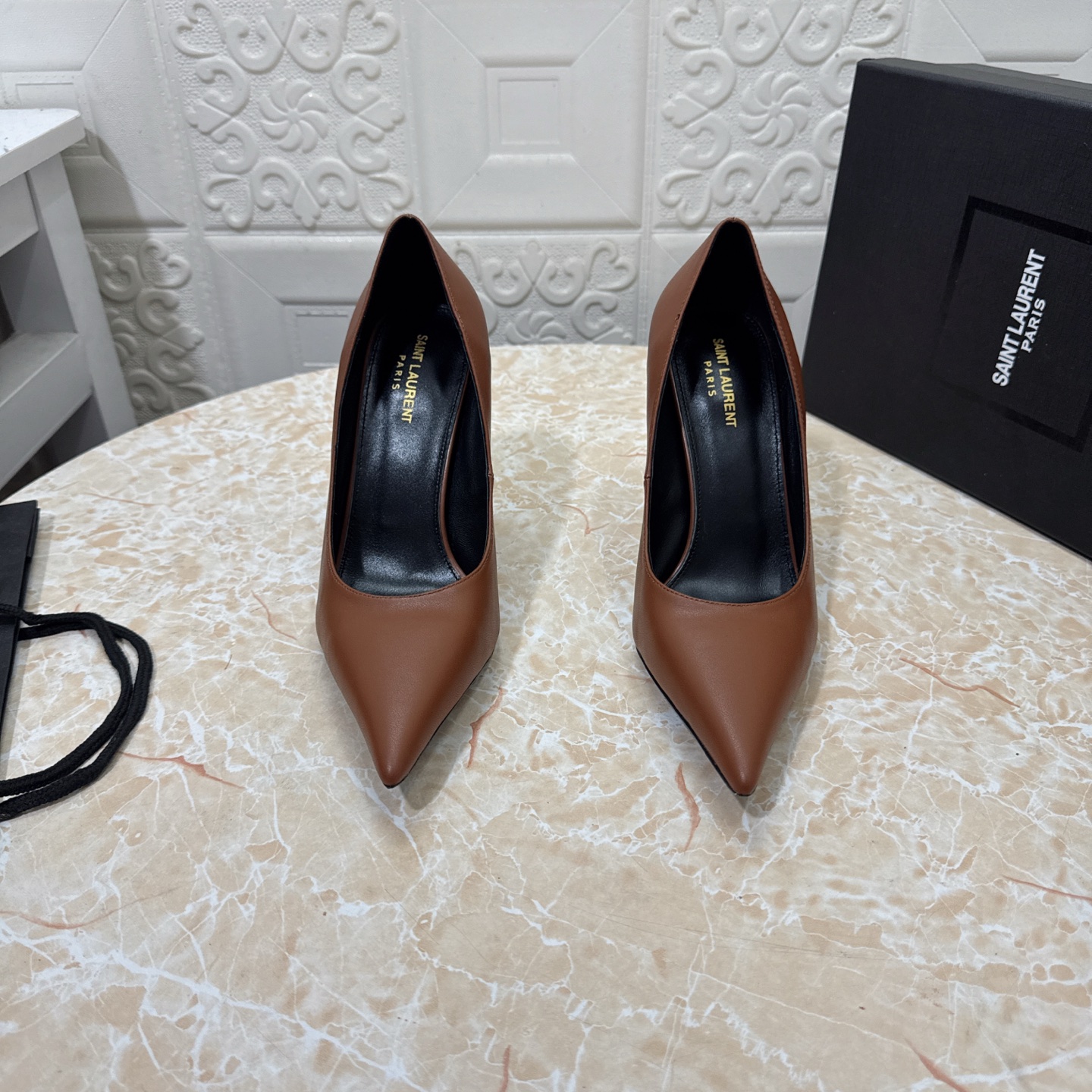 NO:404930,YSL. Top version. High quality. Configure full packaging 2025 classic style 1:1 mold opening brand letter heel shoes, upper stone pattern/paper leather/leopard print/yangjing/silk inner sheepskin heel height: 10.5cm outsole A-grade original black leather outsole size SIZE.34–43 (34.42.43 custom made no return or exchange, high heels, saint laurent, high heels, sheepskin, real silk, sheep, Leather soles19860909YSL.顶级版本.高品质. 配置全套包装 2025经典款式 1:1开模 品牌字母跟单鞋 鞋面石头纹/漆皮/豹纹/羊京/真丝 内里羊皮 跟高:10.5cm 大底A级原版黑色真皮大底 码数SIZE.34–43（34.42.43订做不退不换,高跟鞋单鞋,saint laurent,high heels,sheepskin,real silk,sheep,Leather soles,Women's Shoes