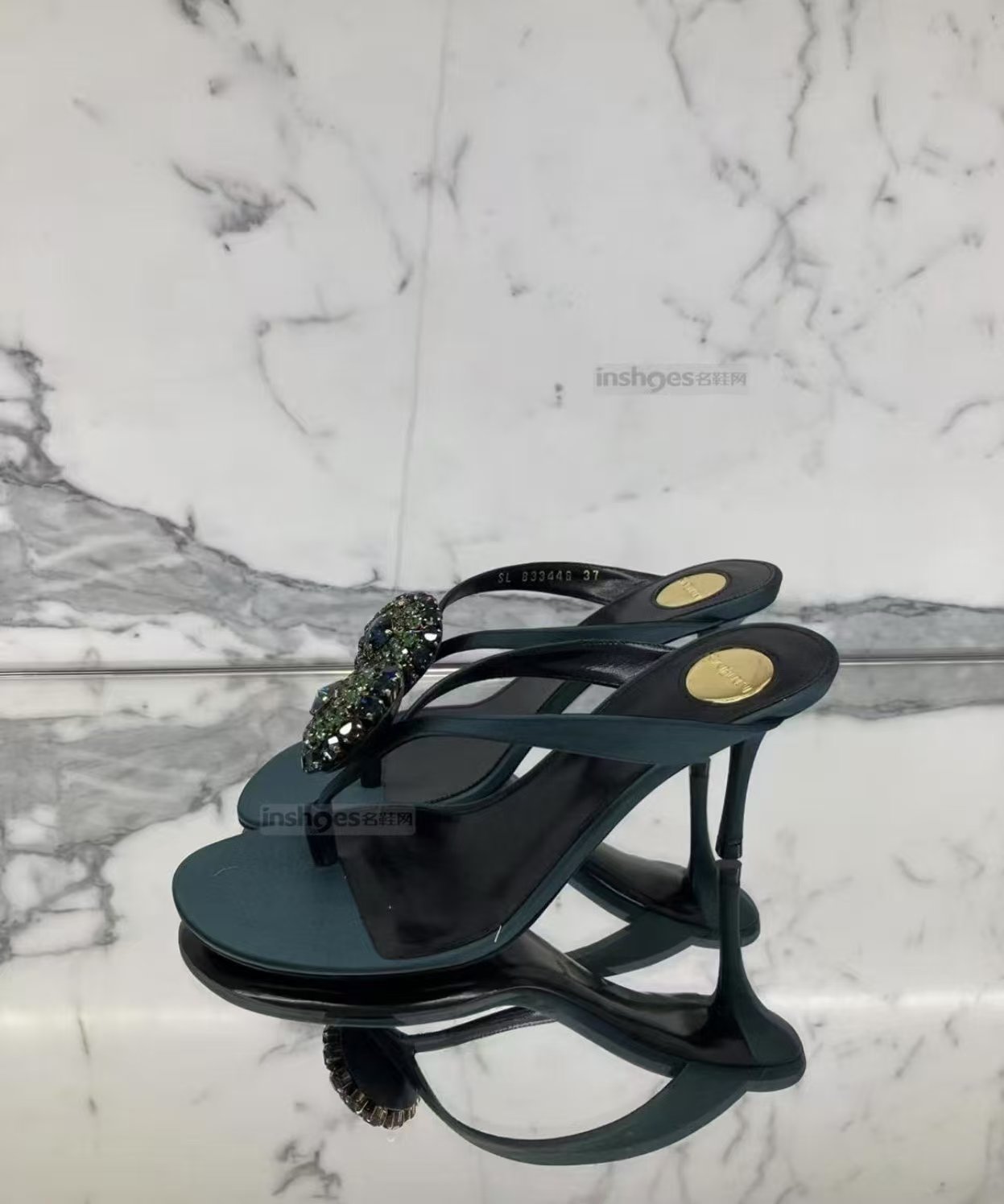 NO:411585,Official website picture, split toe shoes19860909官网图,分趾鞋,Women's Shoes