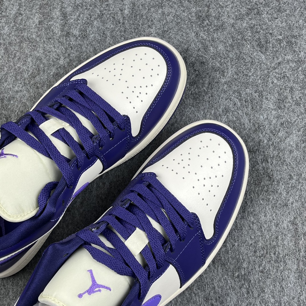 Air Jordan 1 Low AJ11