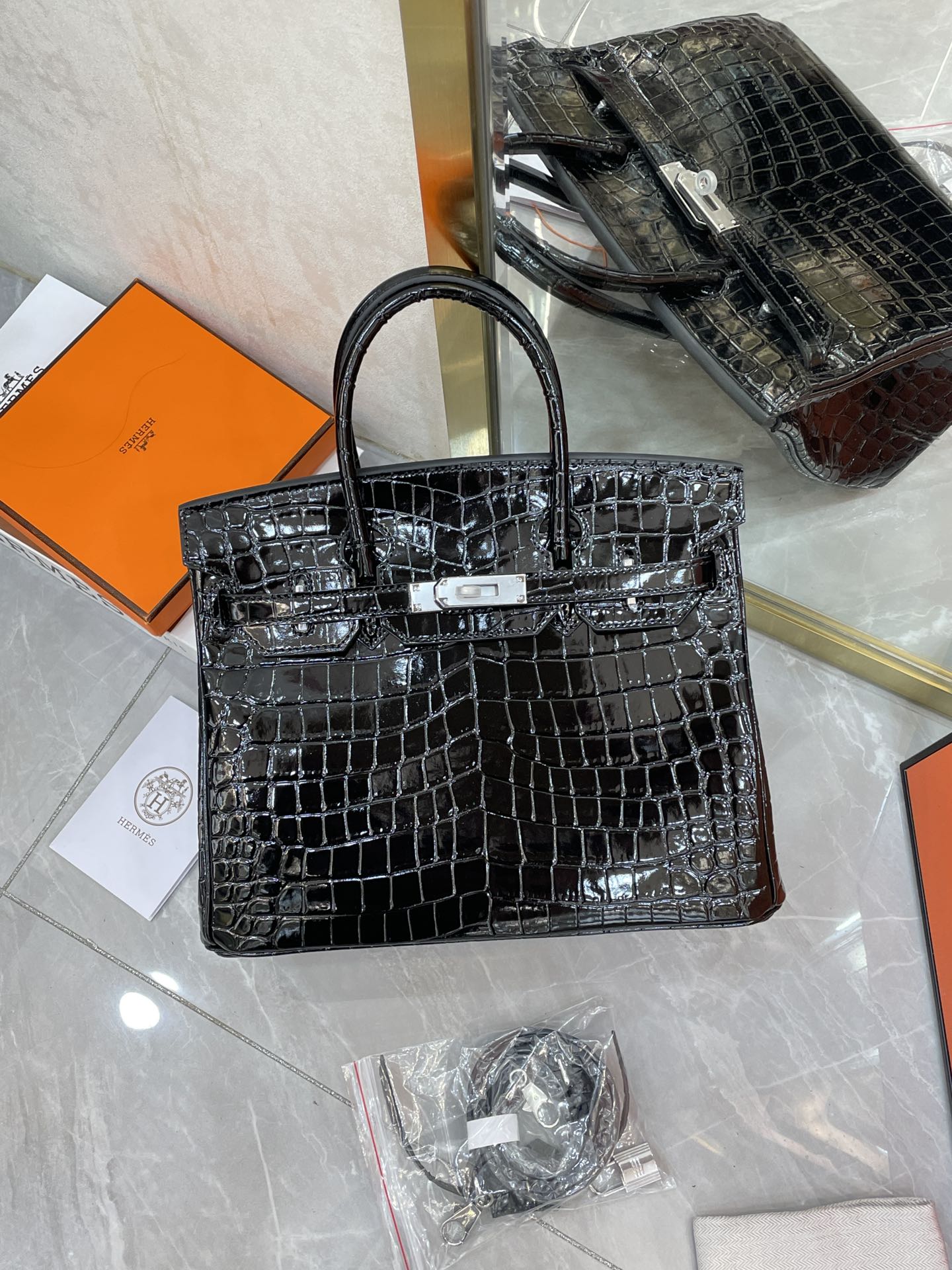 هيرميس Hermes Birkin حقيبة حقيبة يد الأجهزة الفضية جلد البقر موضة