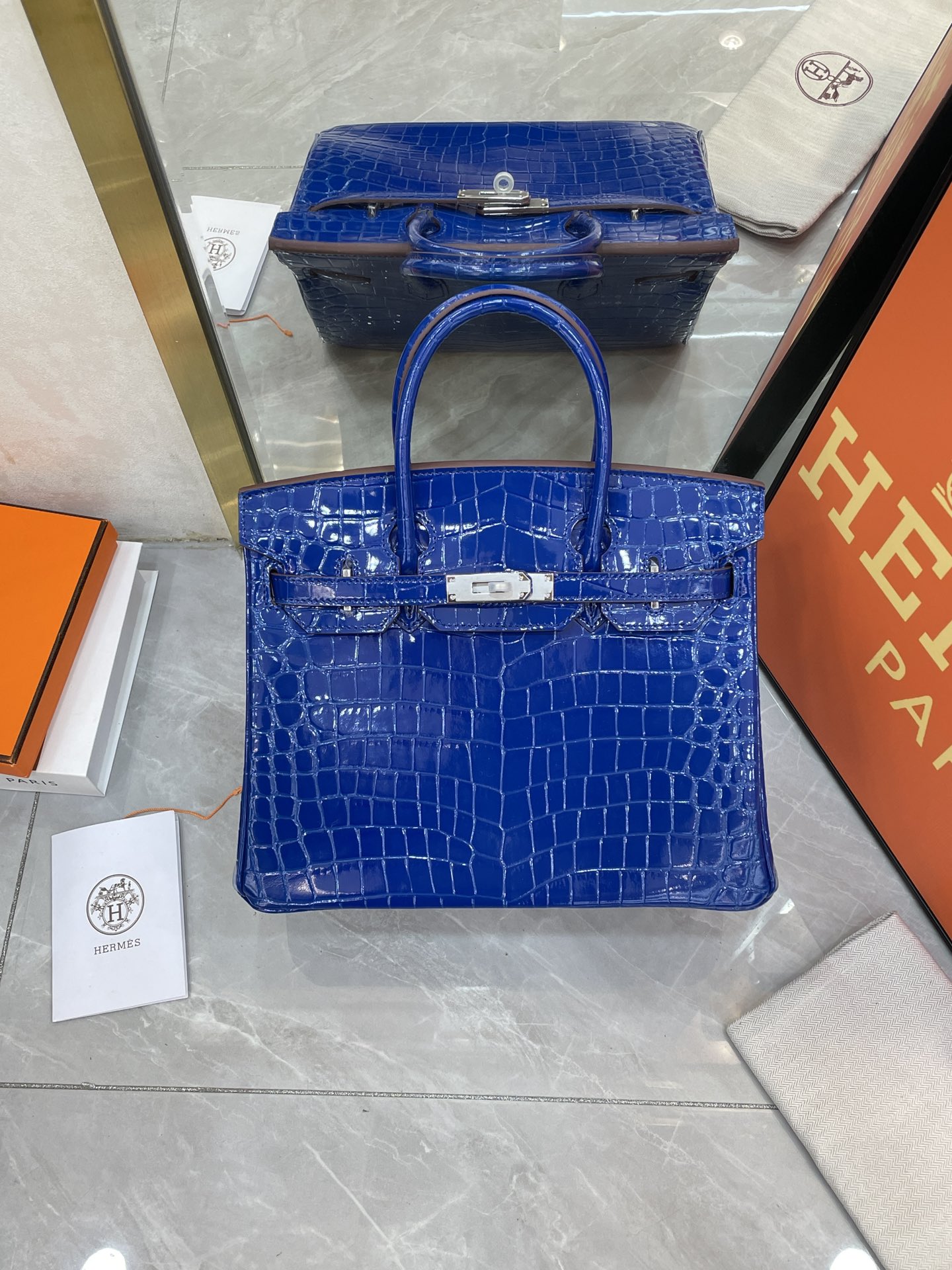 هيرميس Hermes Birkin حقيبة حقيبة يد الأجهزة الفضية جلد البقر موضة