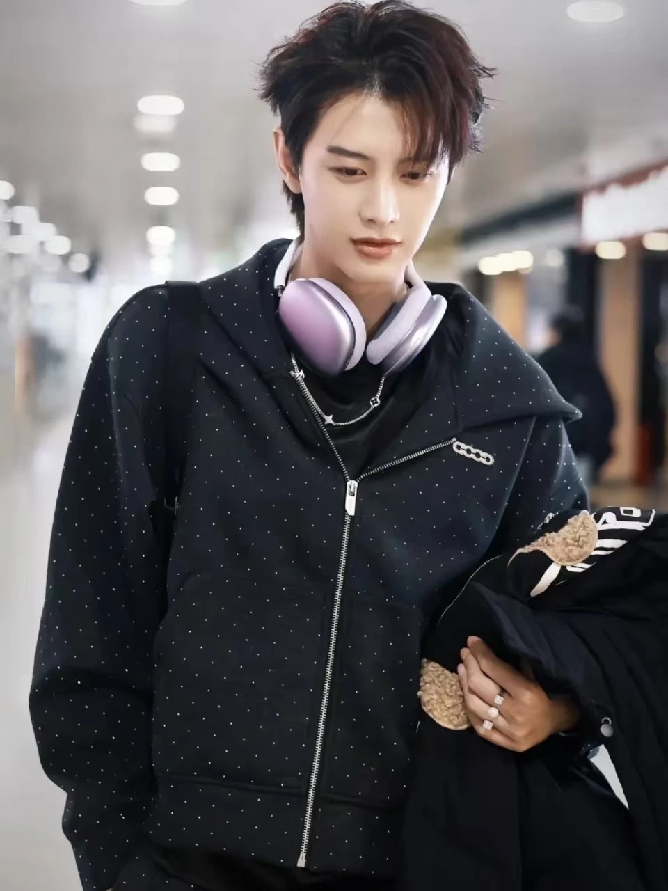 董璇同款 GOODBRANCH 闪银星空烫钻空气层开衫连帽卫衣男女套装款 颜色：黑色，灰色 码数：SMLXL 价格：135裤子95