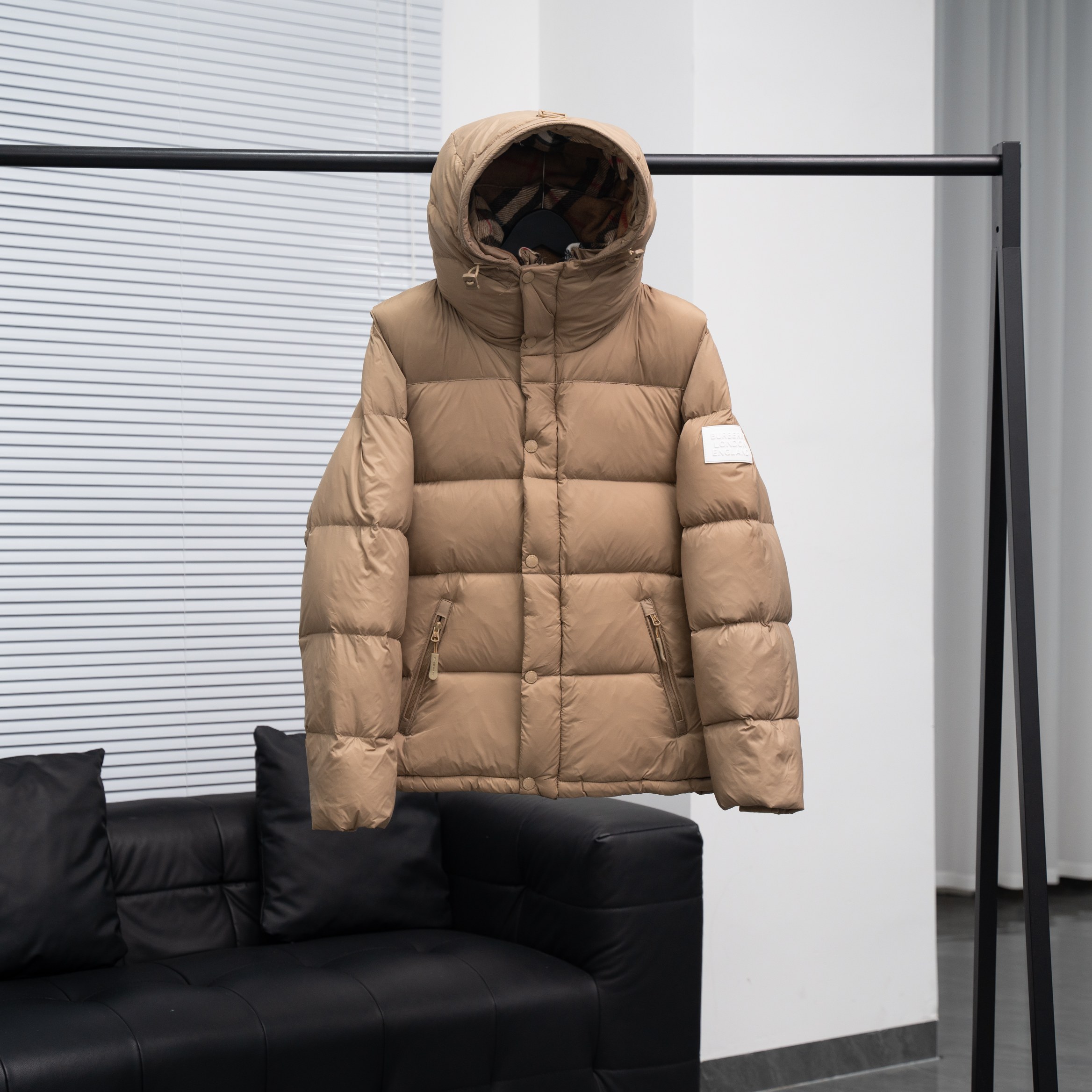 _doU9sK543e4jCE2sPHzhF4KjtSaaC3KWRmug5PA