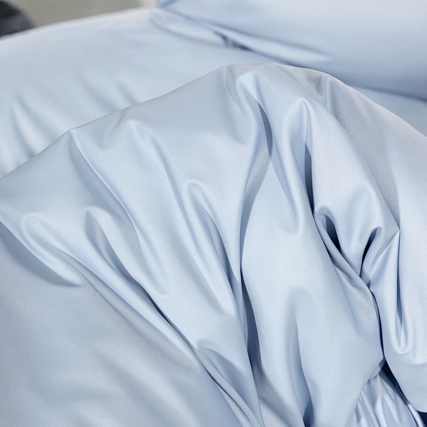 MON25FW秋冬新款经典毛毡刺绣徽章尼龙羽绒夹克，男女同款！胸口大logo立领羽绒服外套！贸易公司渠道