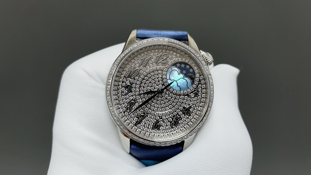 Luxurious United 4370 Watch Collection with Diamond Surface and Moonstone Crown - 图片 3