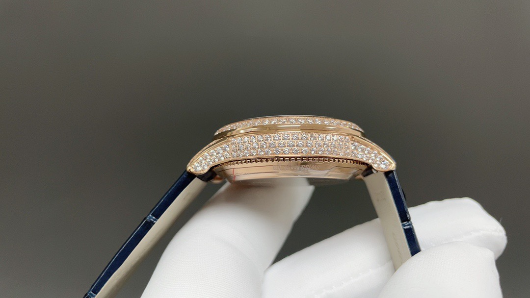 Luxurious United 4370 Watch Collection: Elysian Series with Diamonds and Moonstone - 图片 5