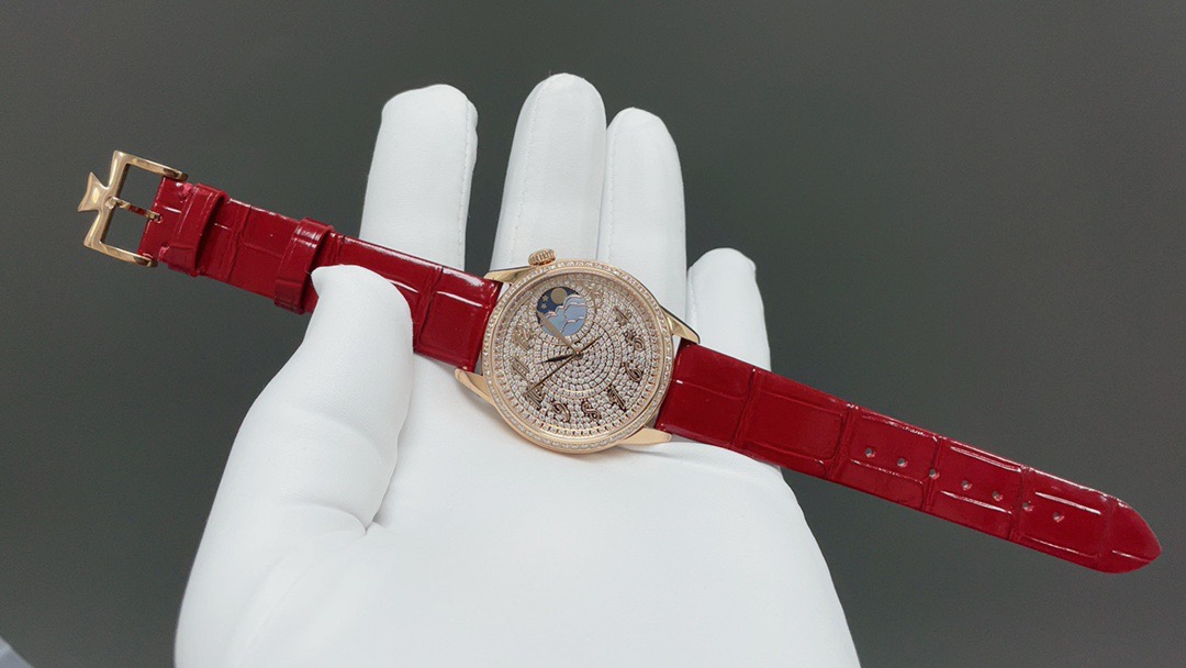 Luxurious United 4370 Watch: Elysian Series with Diamond Details and Moonstone Crown - 图片 2