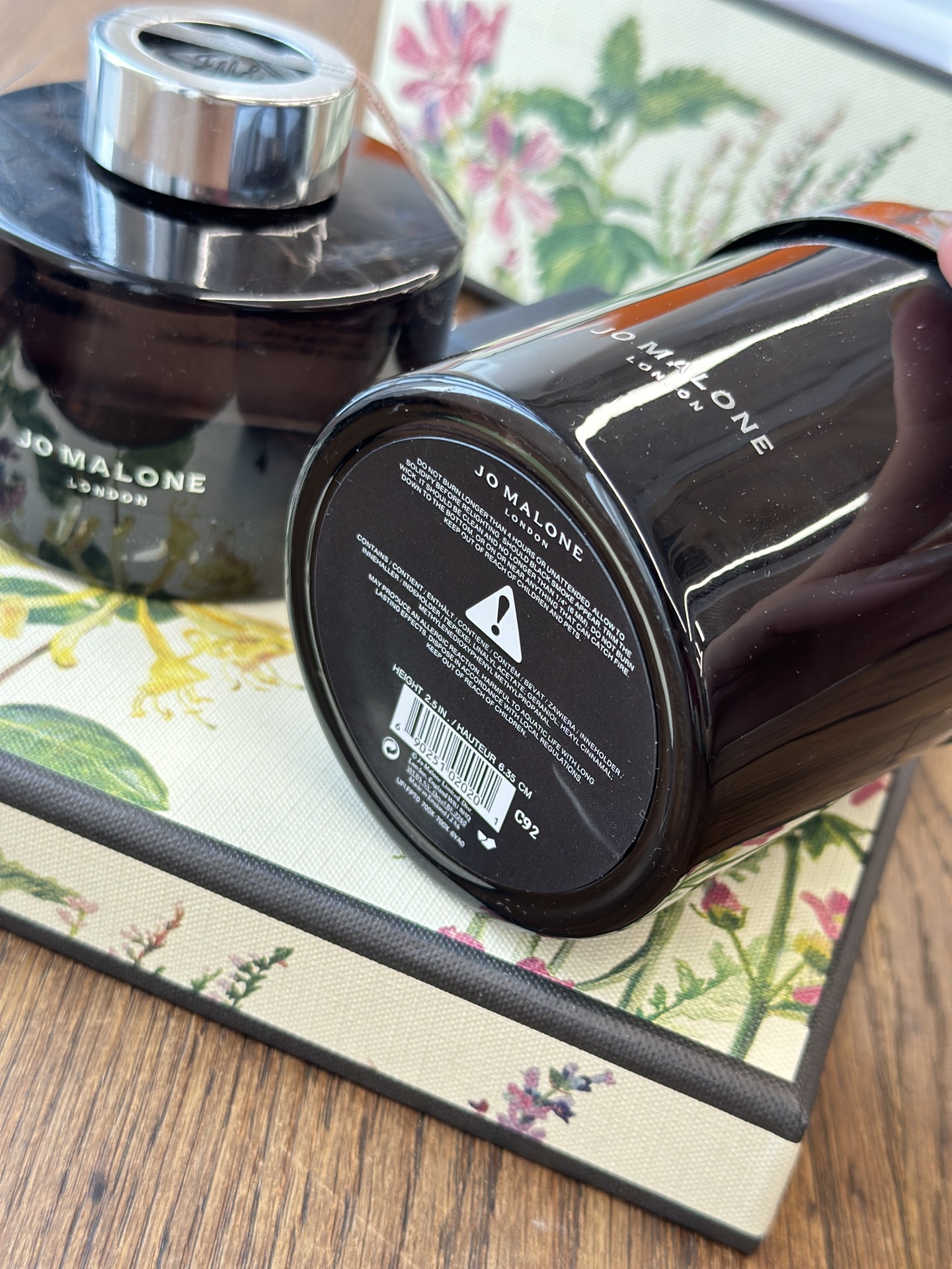 additive-free formula that gently disperses fragrance into the air - Comprehensive 8