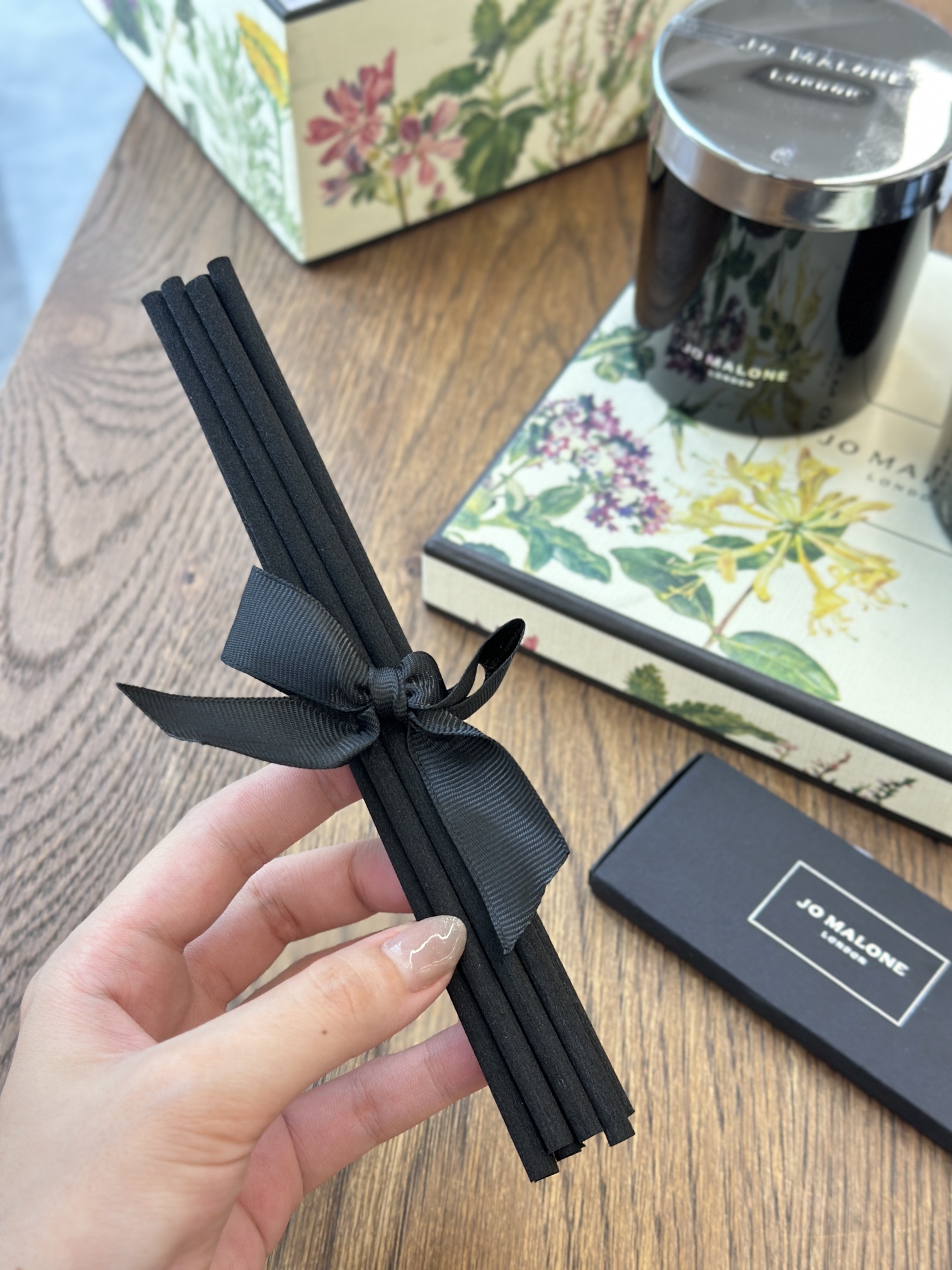 additive-free formula that gently disperses fragrance into the air - Comprehensive 4