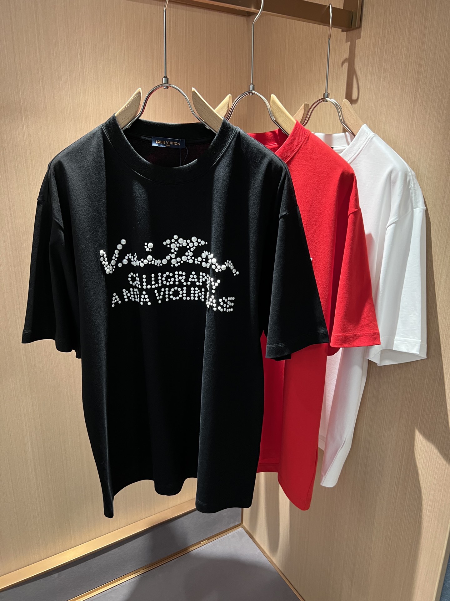 Highest quality replica
 Louis Vuitton Clothing T-Shirt New Designer Replica
 Unisex Cotton Spring/Summer Collection Short Sleeve