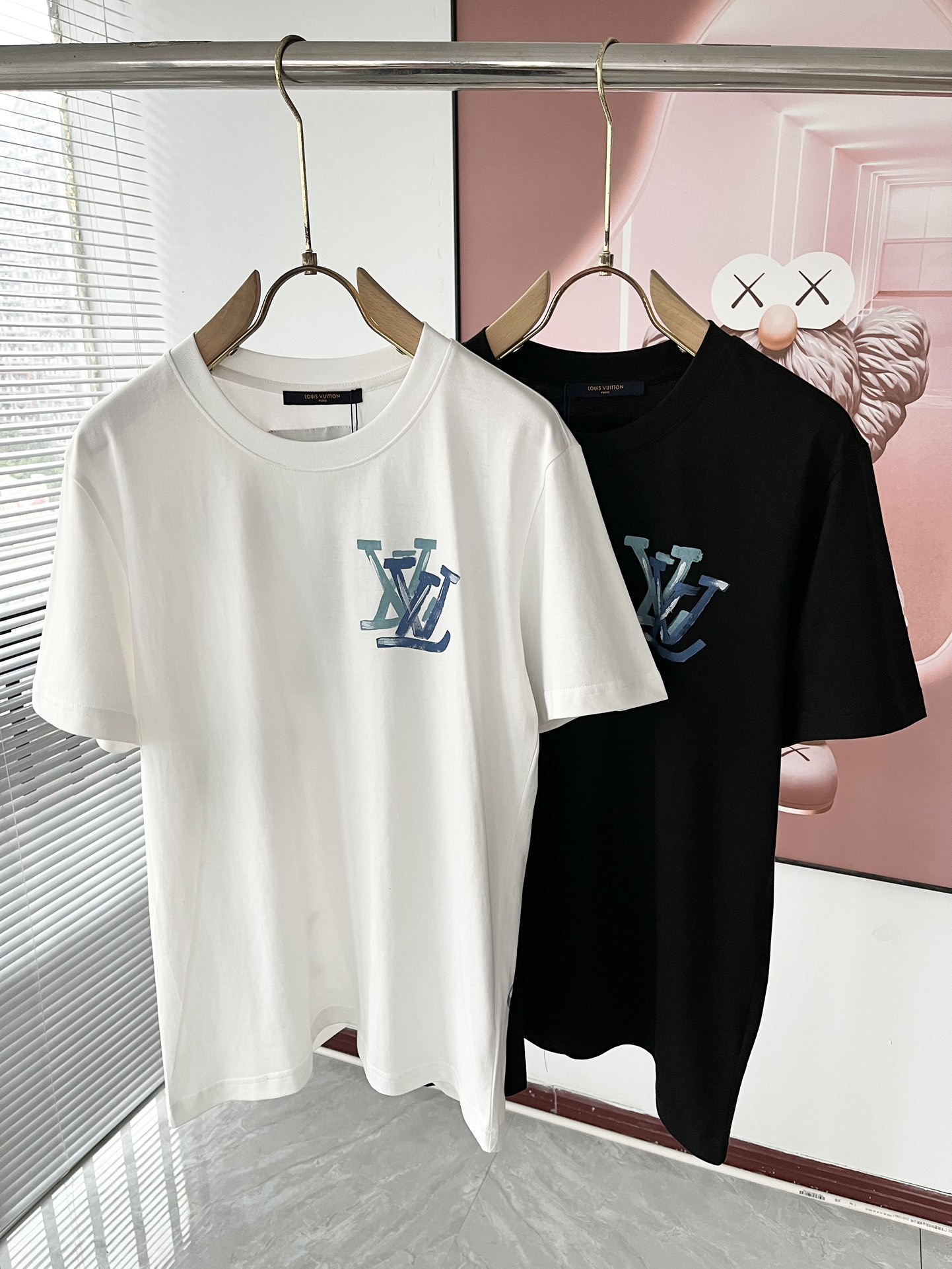 Fake Designer
 Louis Vuitton Clothing T-Shirt Doodle Unisex Cotton Spring/Summer Collection Short Sleeve