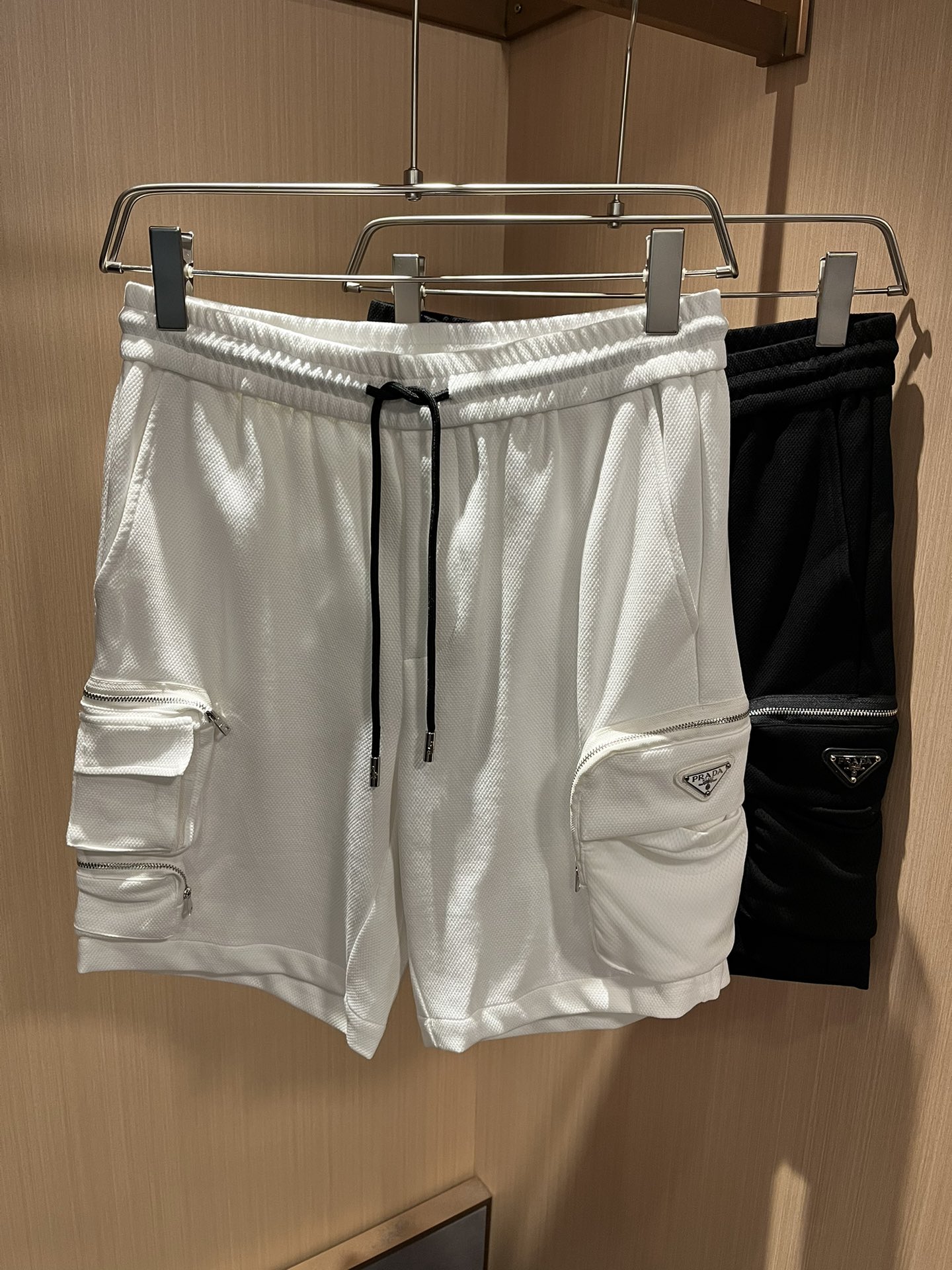 Prada Vêtements Culottes & Pantalons Shorts Hommes Coton Collection printemps – été Fashion Peu importe