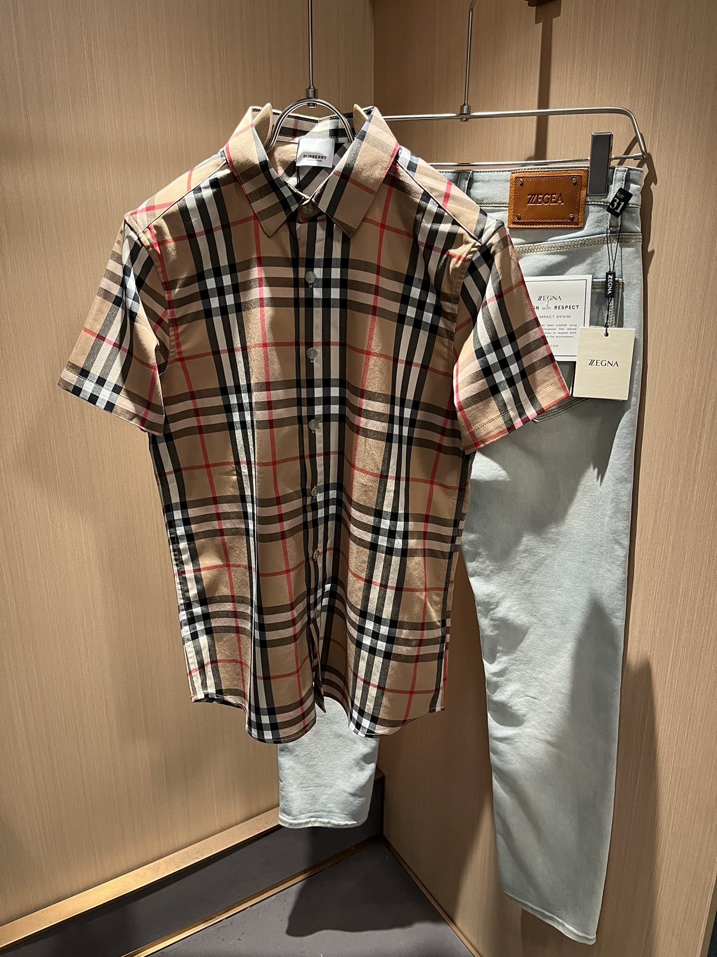 Burberry 1:1
 Clothing Shirts & Blouses Lattice Men Cotton Poplin Fabric Spring/Summer Collection Fashion