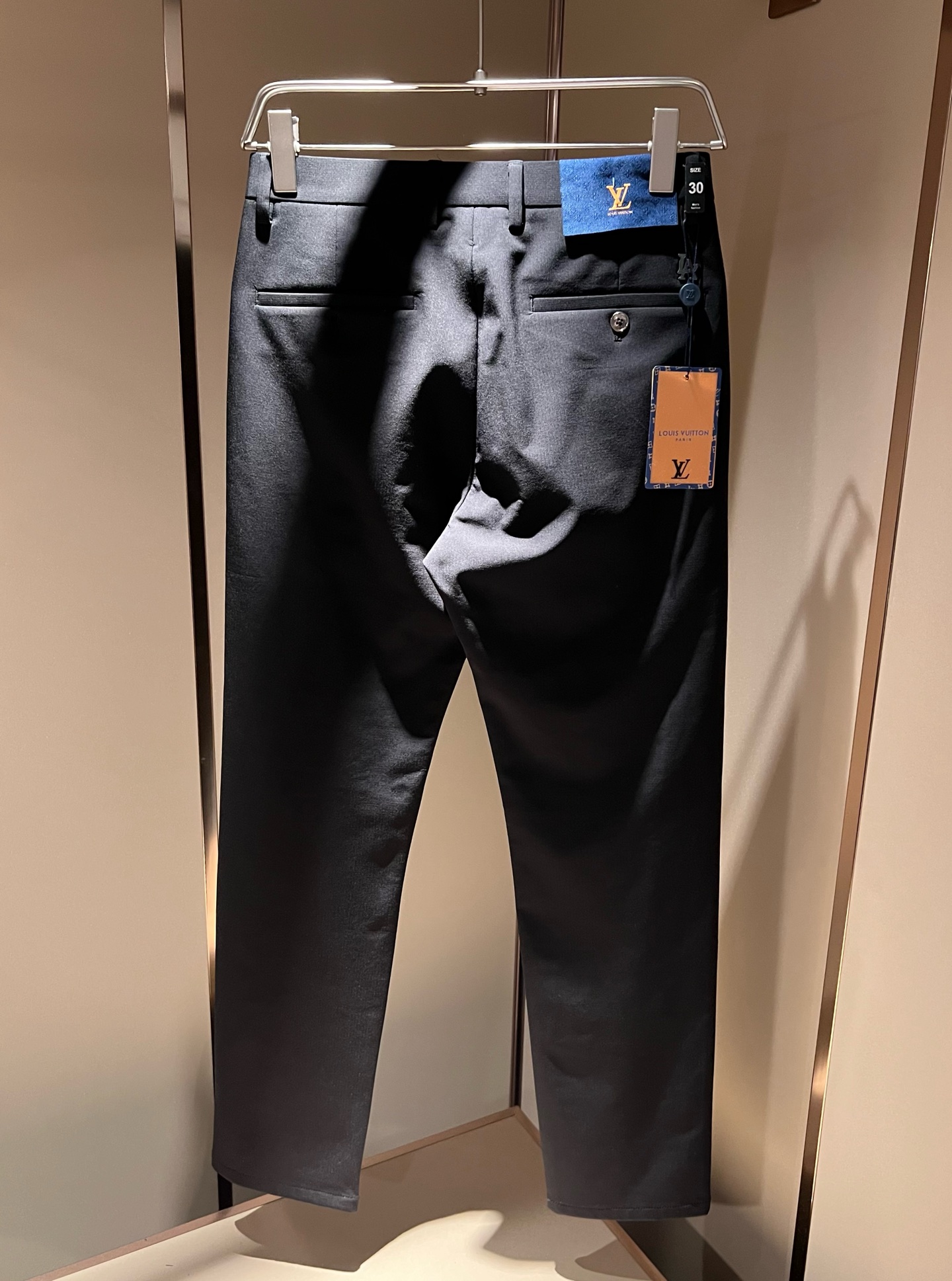  【⚠️】 LouisVuitt*路易*登  2025早春新款男士休闲西裤，男士经典时尚百搭商务休闲西裤